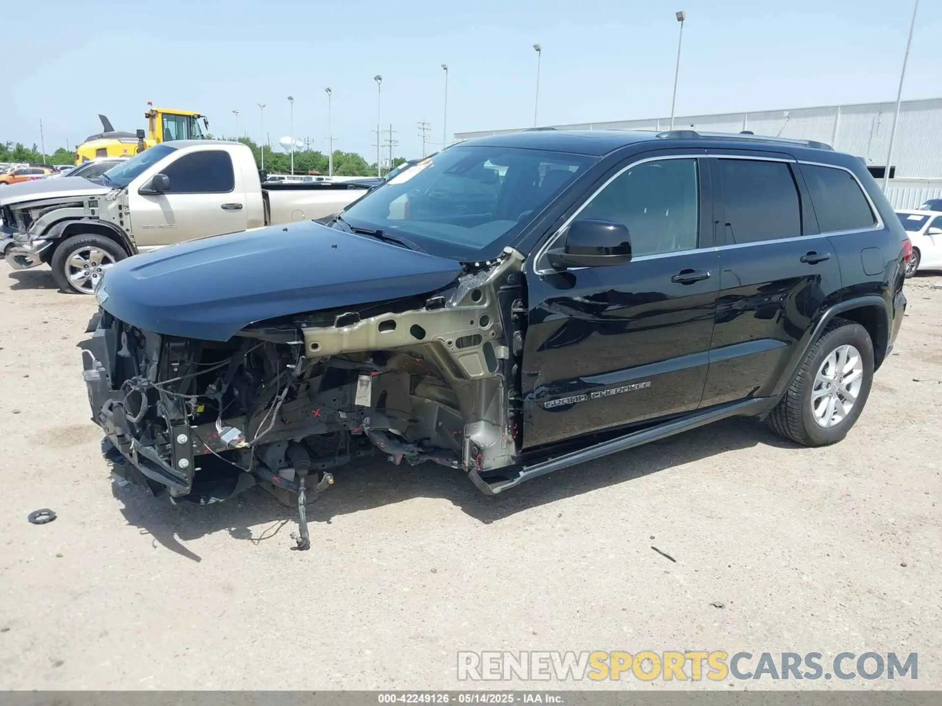 2 Photograph of a damaged car 1C4RJEAG3MC719289 JEEP GRAND CHEROKEE 2021