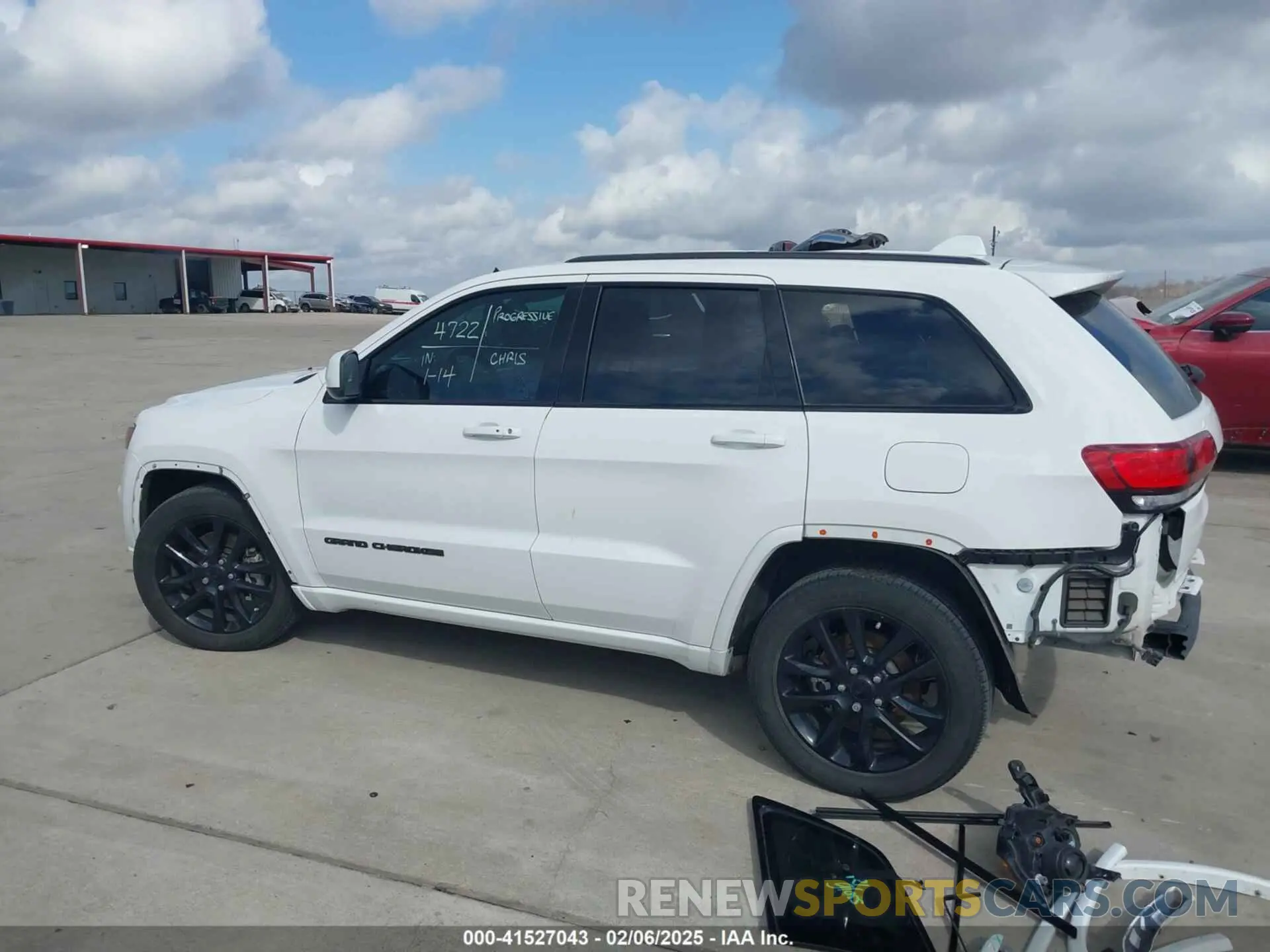 15 Photograph of a damaged car 1C4RJEAG9MC713822 JEEP GRAND CHEROKEE 2021