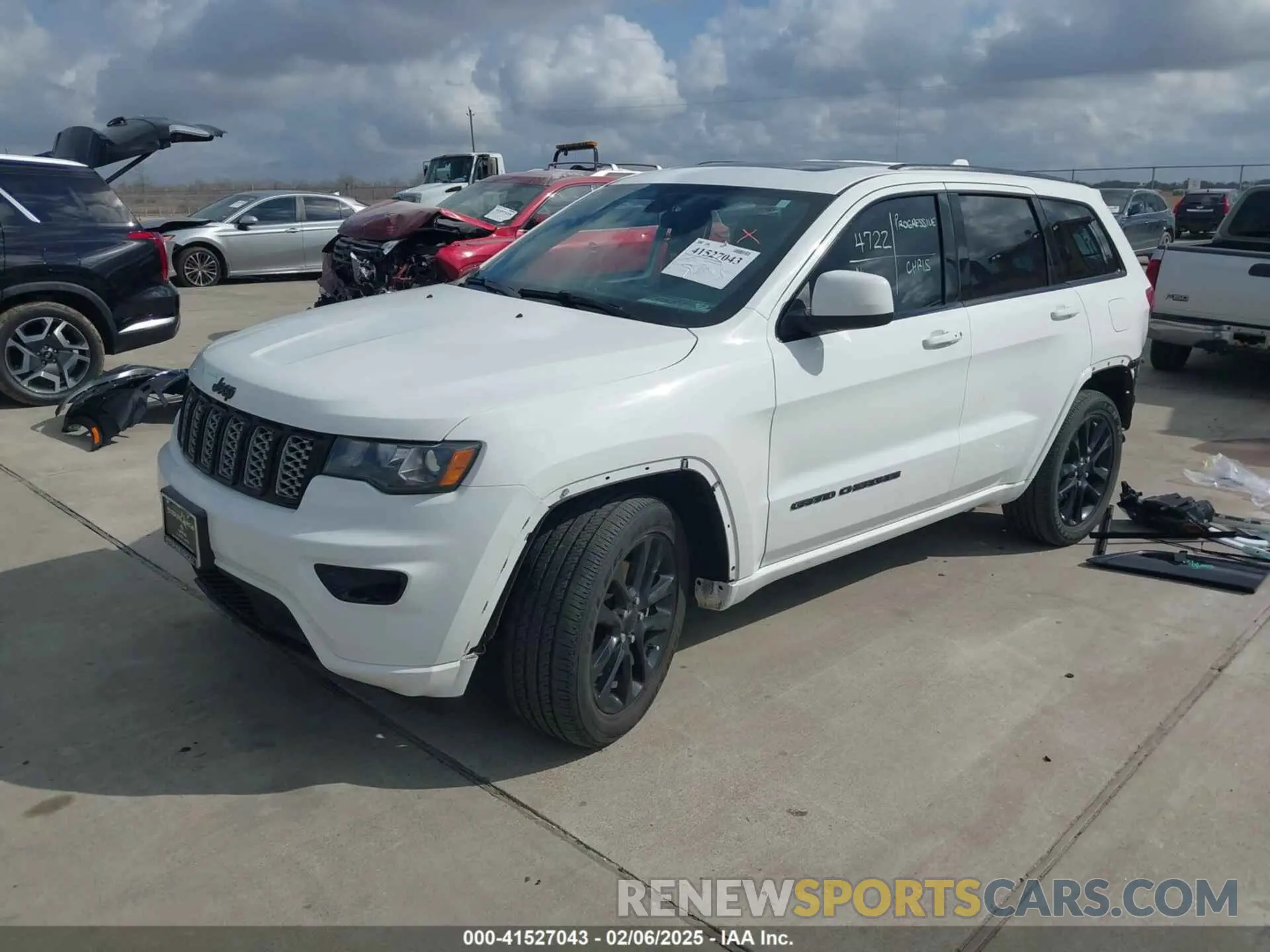 2 Photograph of a damaged car 1C4RJEAG9MC713822 JEEP GRAND CHEROKEE 2021