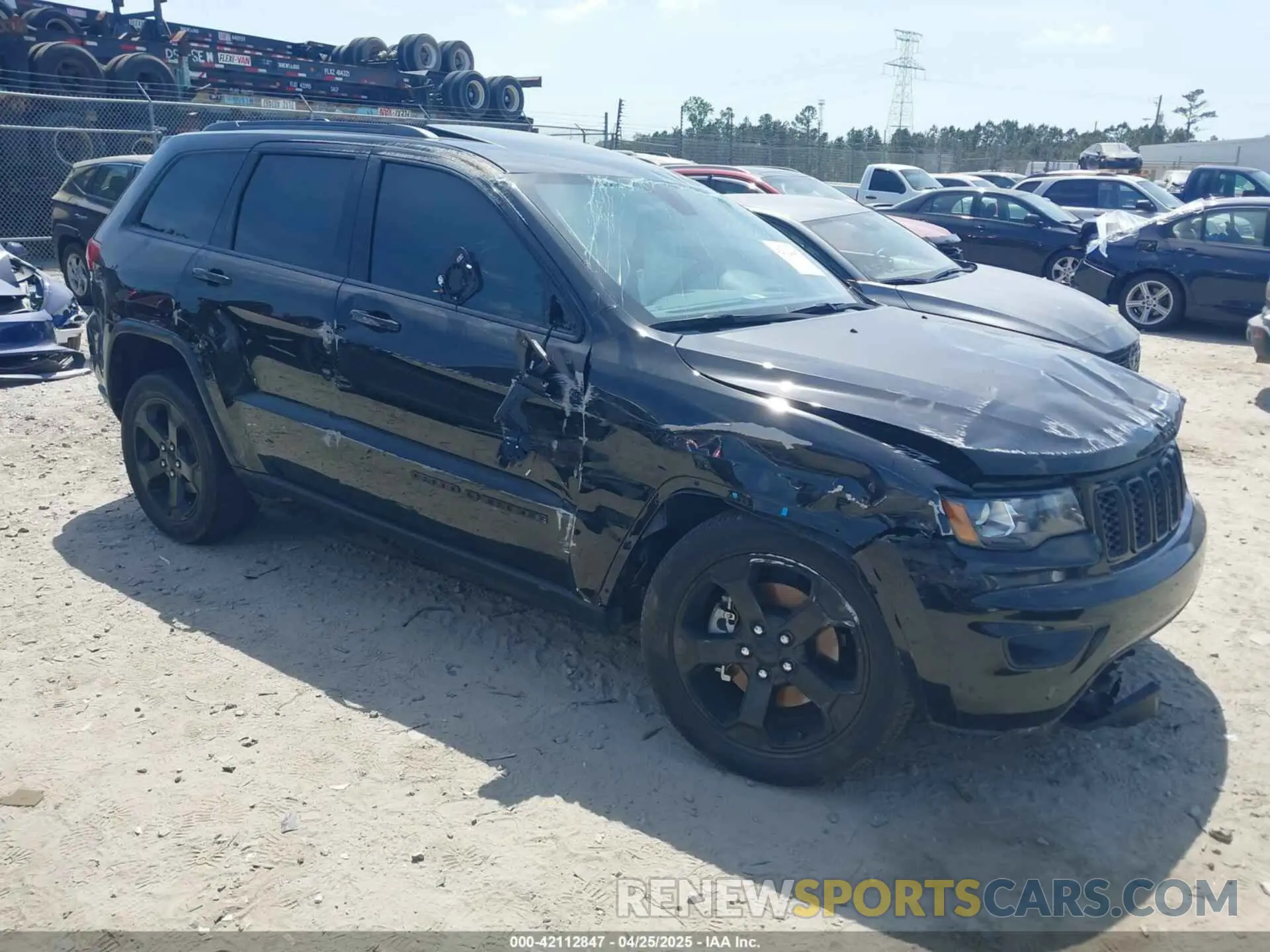 1 Photograph of a damaged car 1C4RJEAG9MC740244 JEEP GRAND CHEROKEE 2021