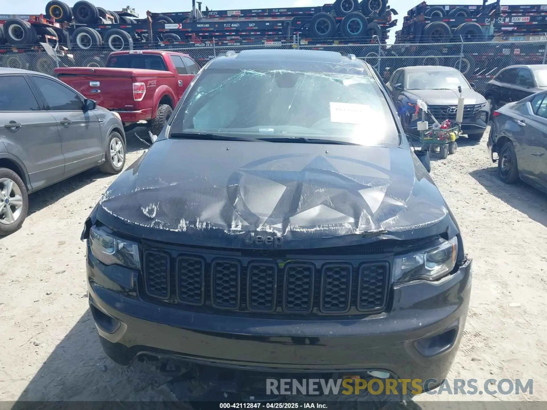 12 Photograph of a damaged car 1C4RJEAG9MC740244 JEEP GRAND CHEROKEE 2021