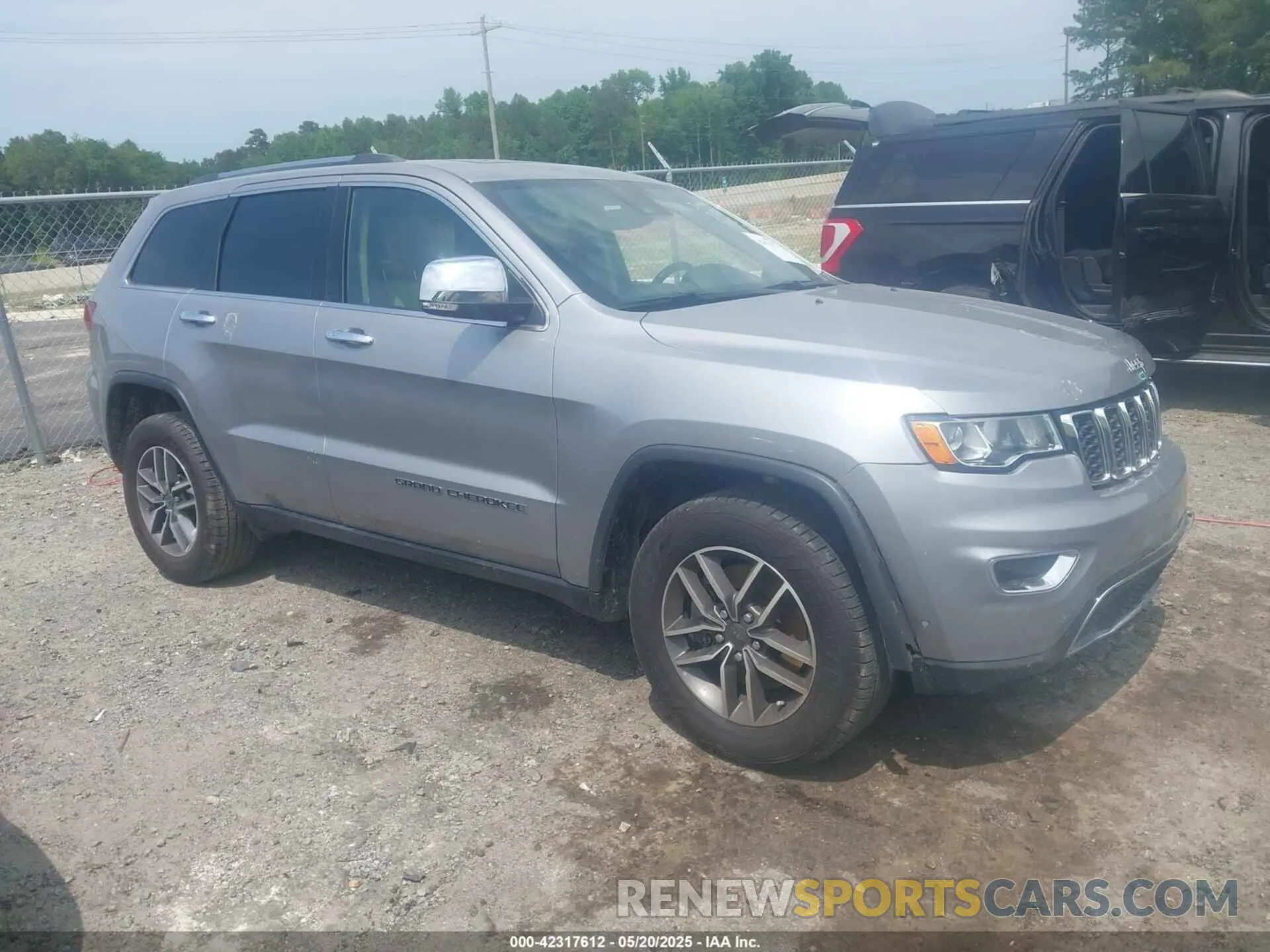 1 Фотография поврежденного автомобиля 1C4RJEBG4MC783968 JEEP GRAND CHEROKEE 2021