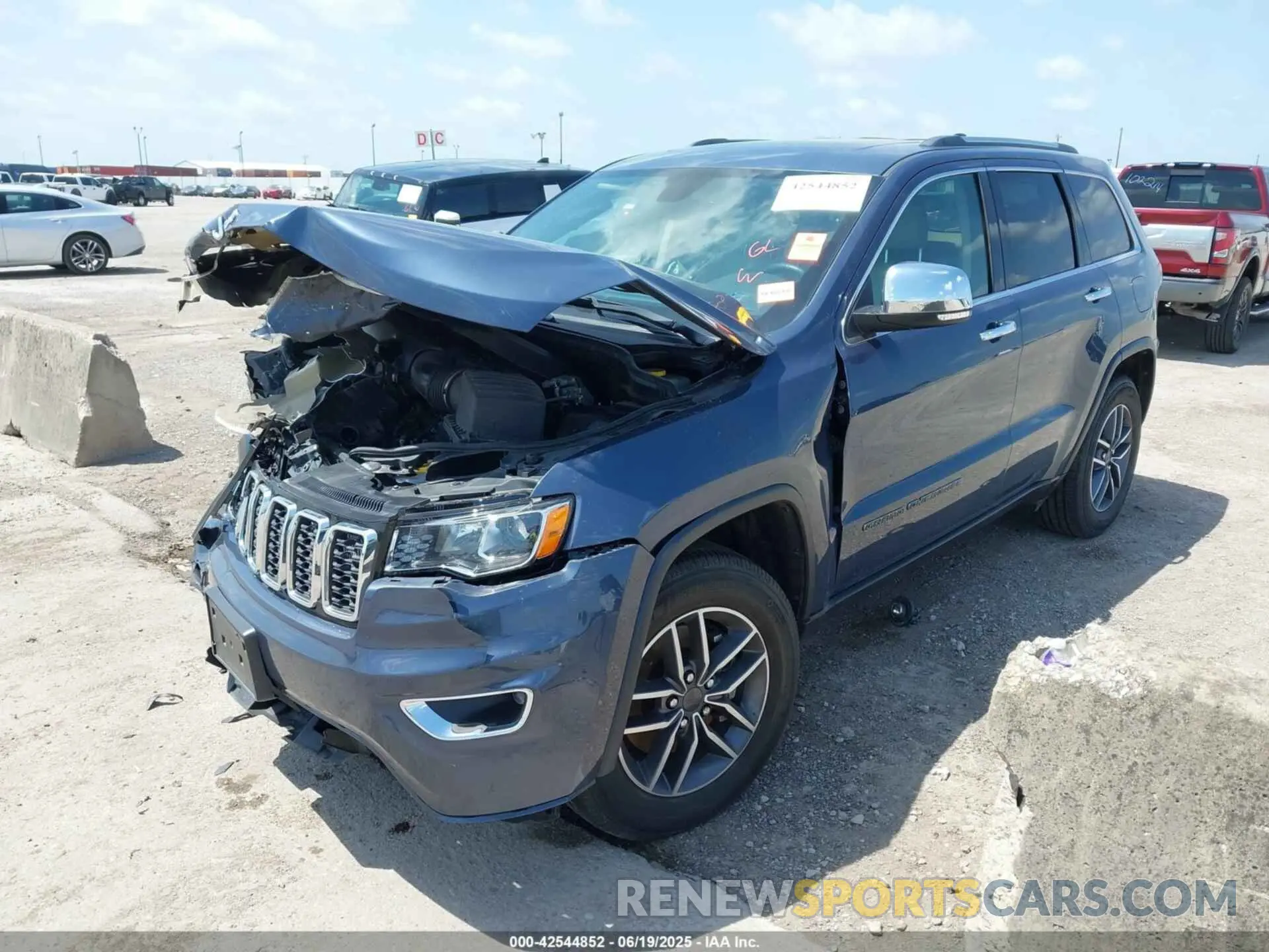 2 Фотография поврежденного автомобиля 1C4RJEBG9MC812901 JEEP GRAND CHEROKEE 2021