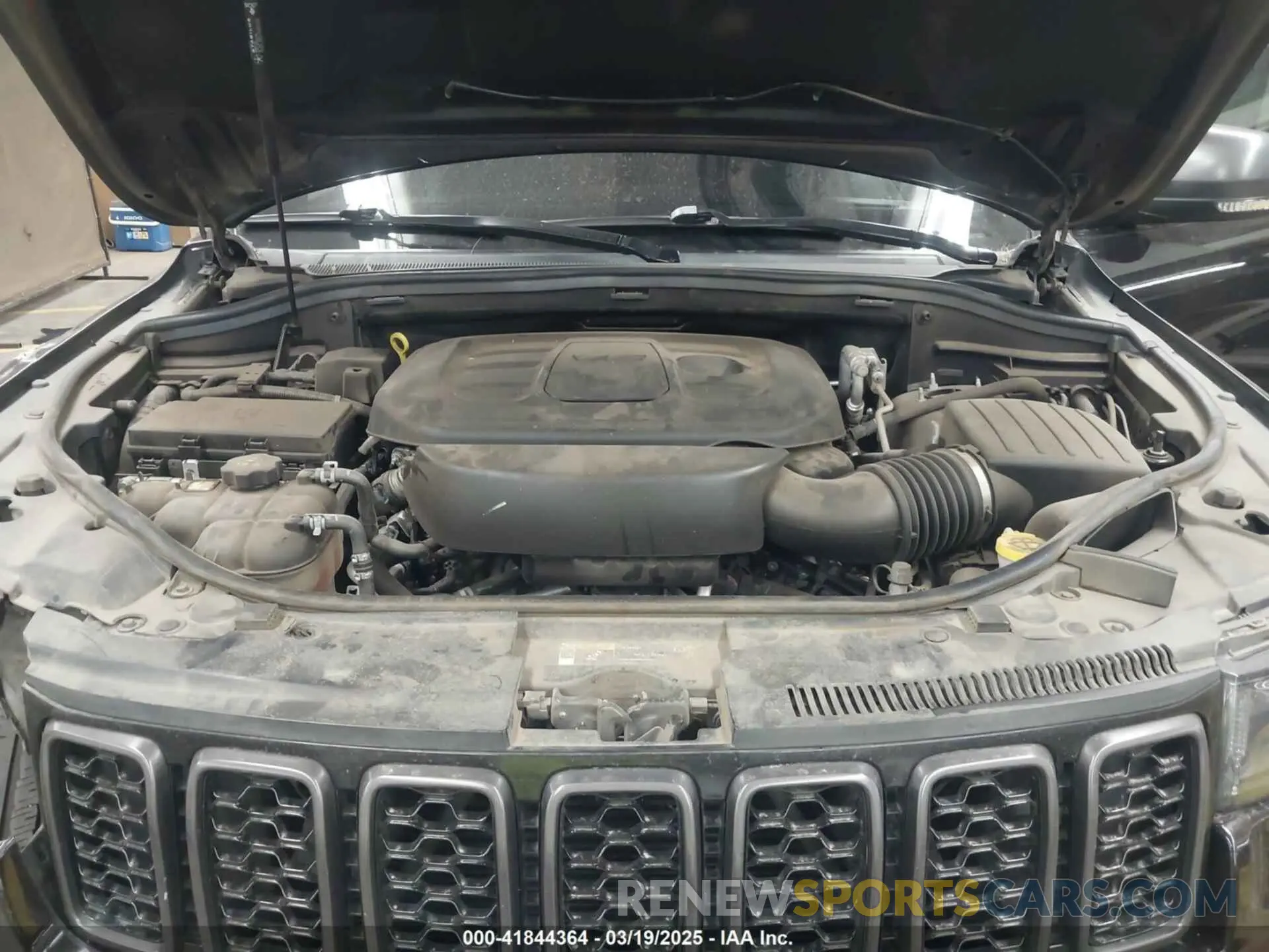 10 Фотография поврежденного автомобиля 1C4RJEBGXMC760324 JEEP GRAND CHEROKEE 2021