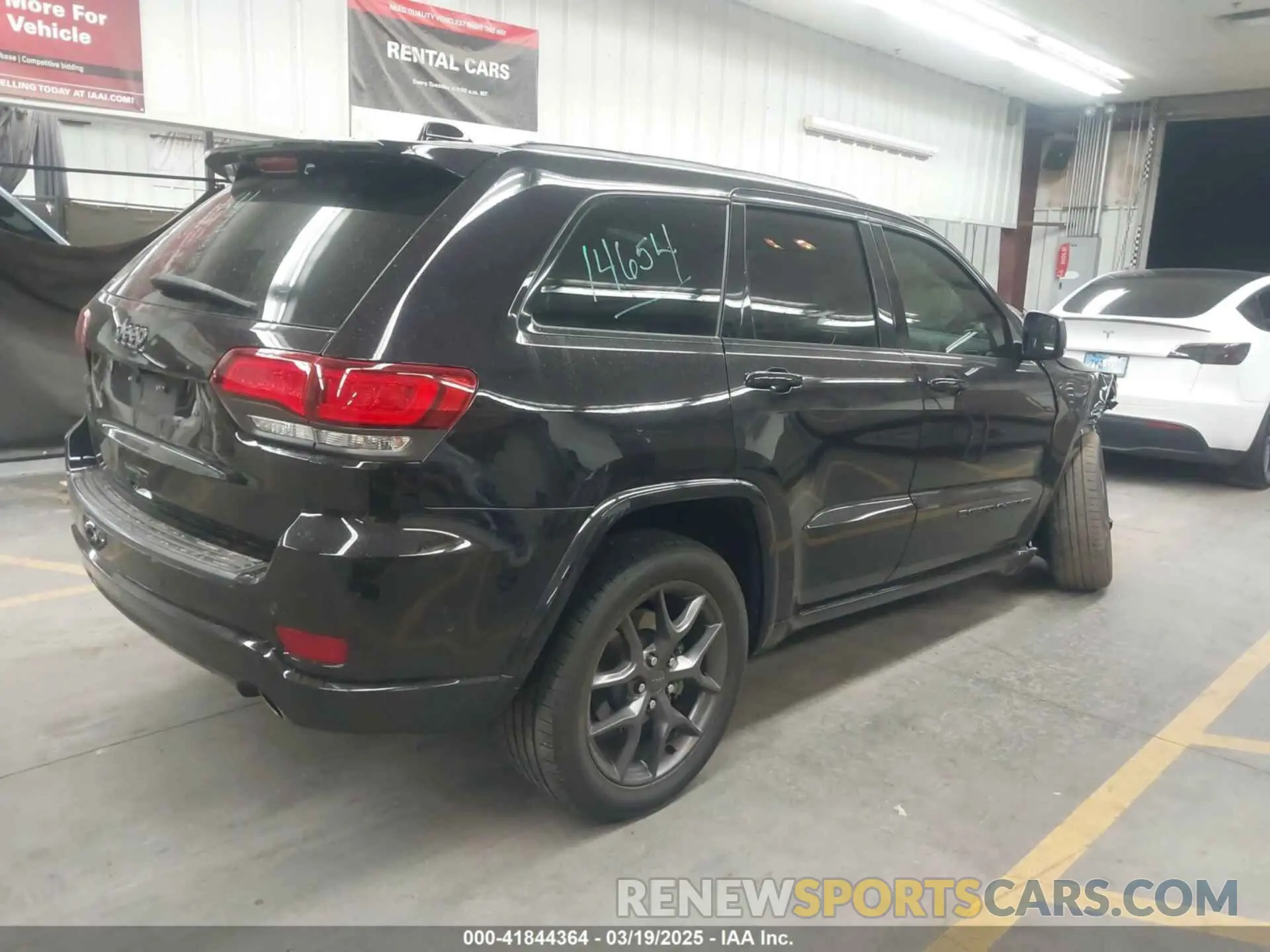 4 Фотография поврежденного автомобиля 1C4RJEBGXMC760324 JEEP GRAND CHEROKEE 2021