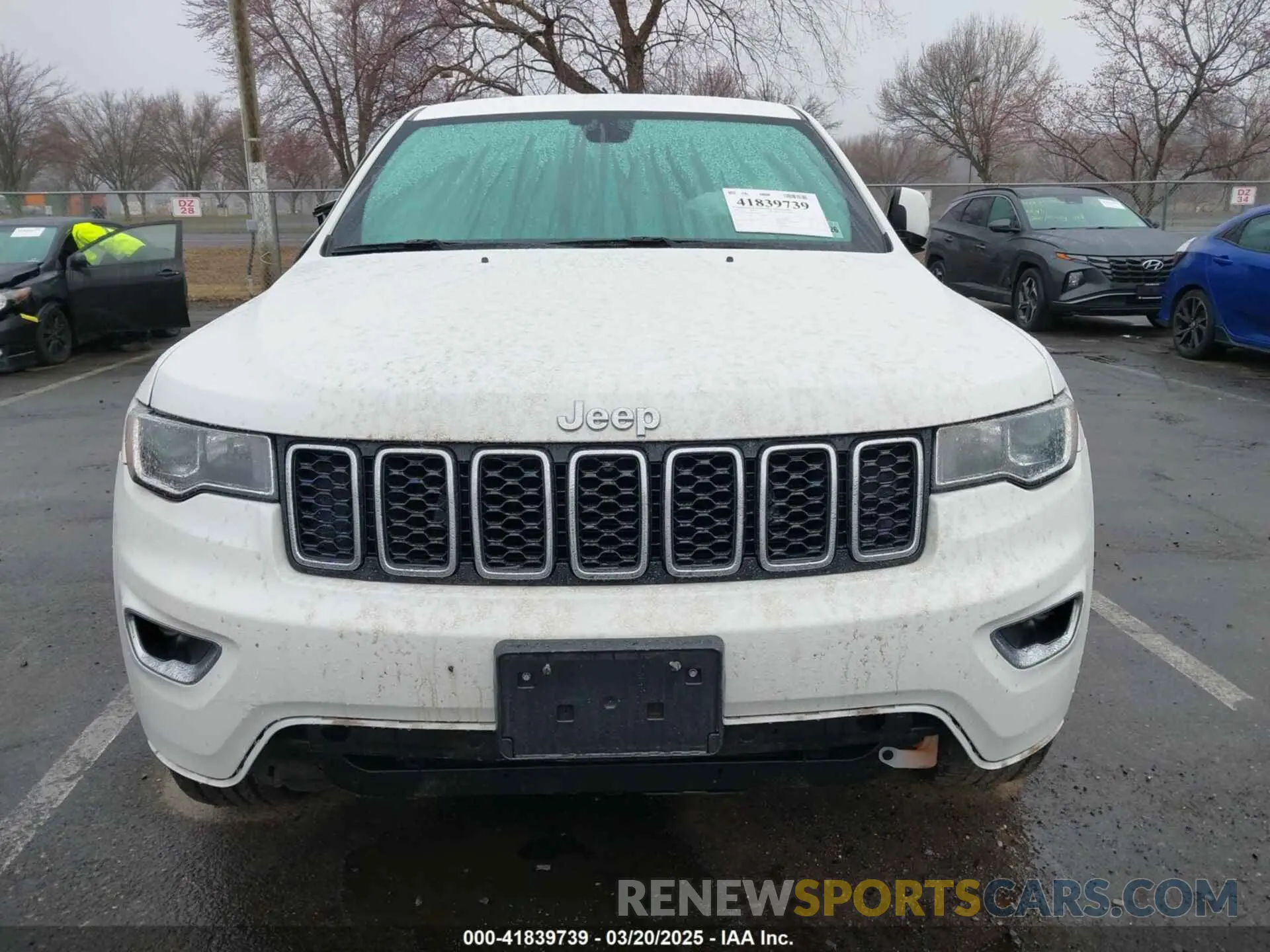 12 Photograph of a damaged car 1C4RJFAG1MC730698 JEEP GRAND CHEROKEE 2021