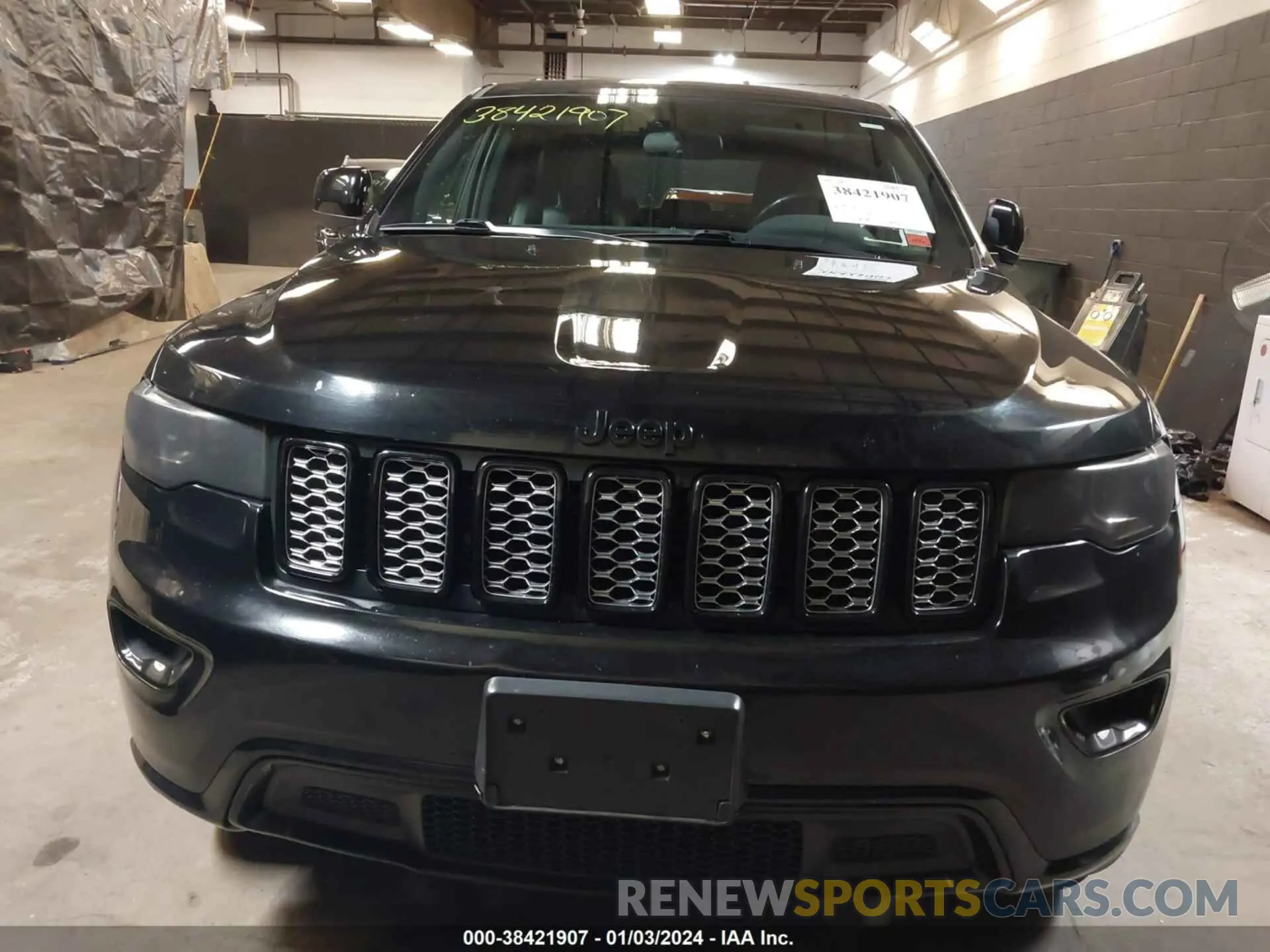 12 Photograph of a damaged car 1C4RJFAG3MC647726 JEEP GRAND CHEROKEE 2021