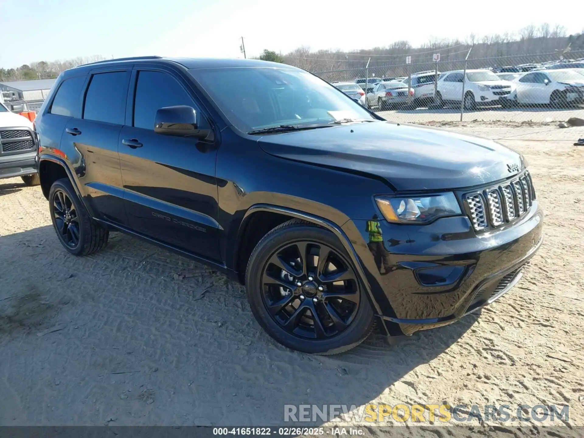 1 Photograph of a damaged car 1C4RJFAG4MC529961 JEEP GRAND CHEROKEE 2021