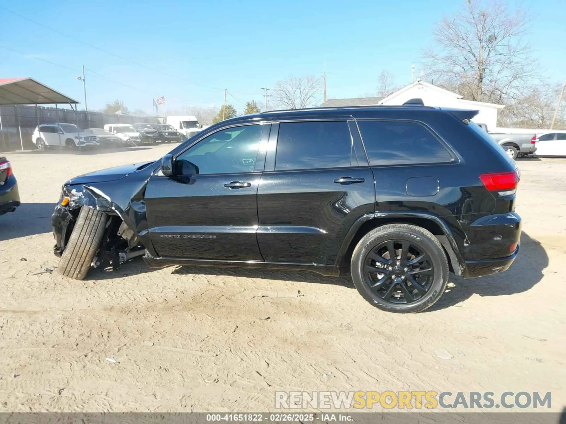 15 Photograph of a damaged car 1C4RJFAG4MC529961 JEEP GRAND CHEROKEE 2021