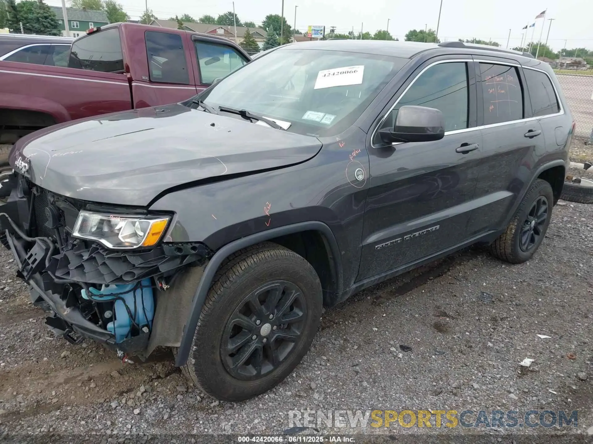 2 Photograph of a damaged car 1C4RJFAG5MC691307 JEEP GRAND CHEROKEE 2021