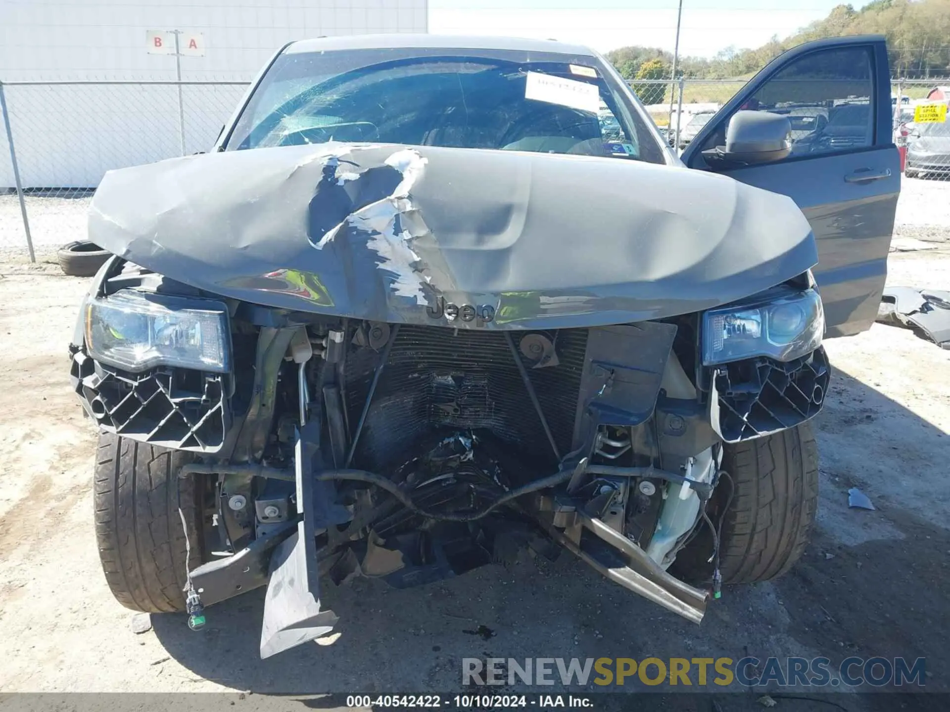 6 Photograph of a damaged car 1C4RJFAG5MC703021 JEEP GRAND CHEROKEE 2021