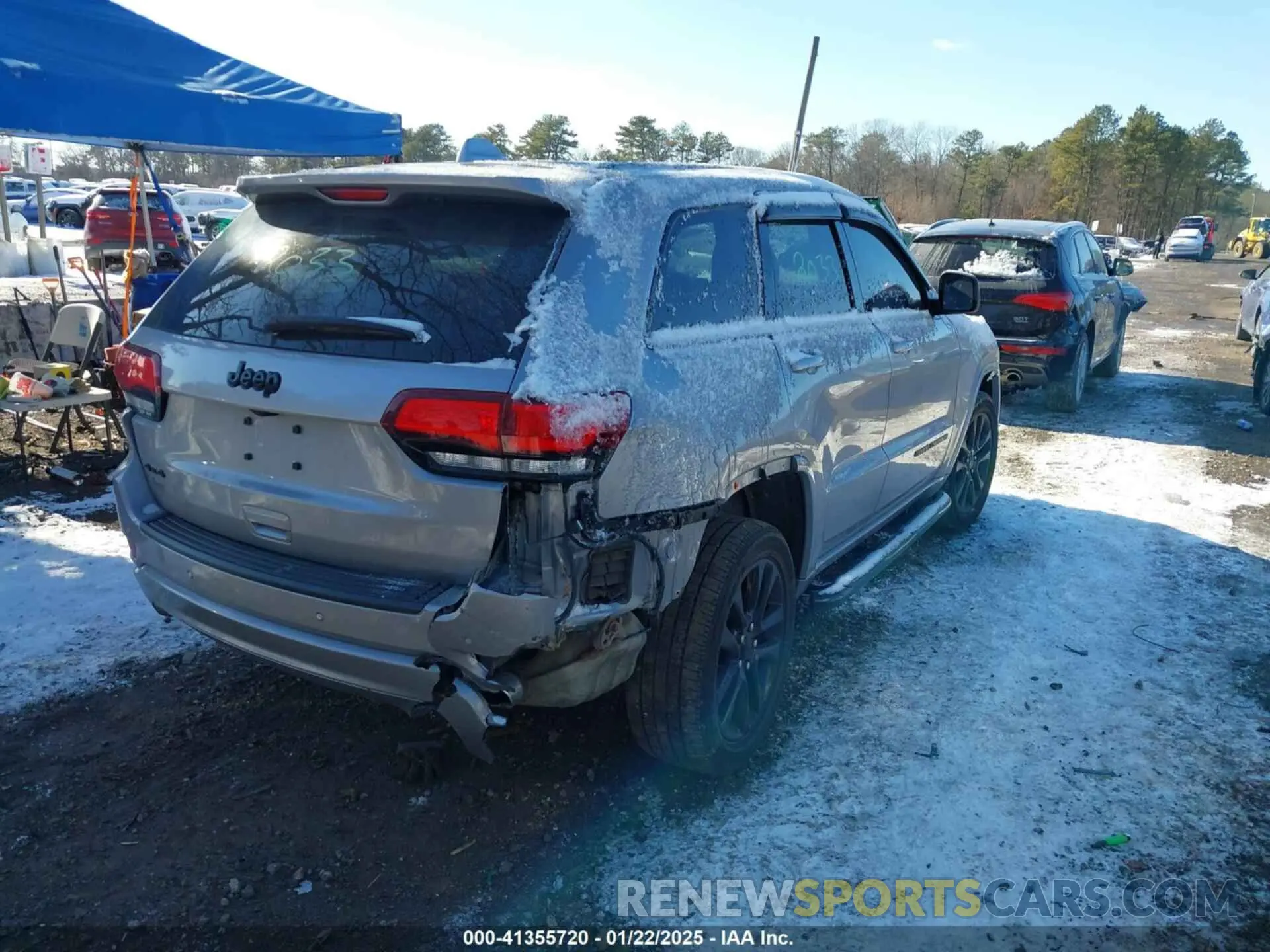 4 Photograph of a damaged car 1C4RJFAG6MC779413 JEEP GRAND CHEROKEE 2021