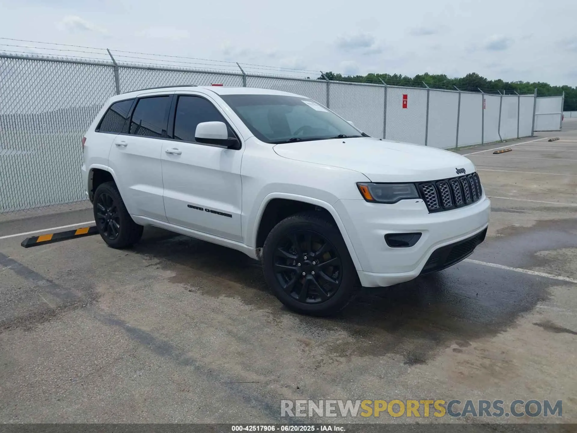 1 Фотография поврежденного автомобиля 1C4RJFAG7MC621212 JEEP GRAND CHEROKEE 2021