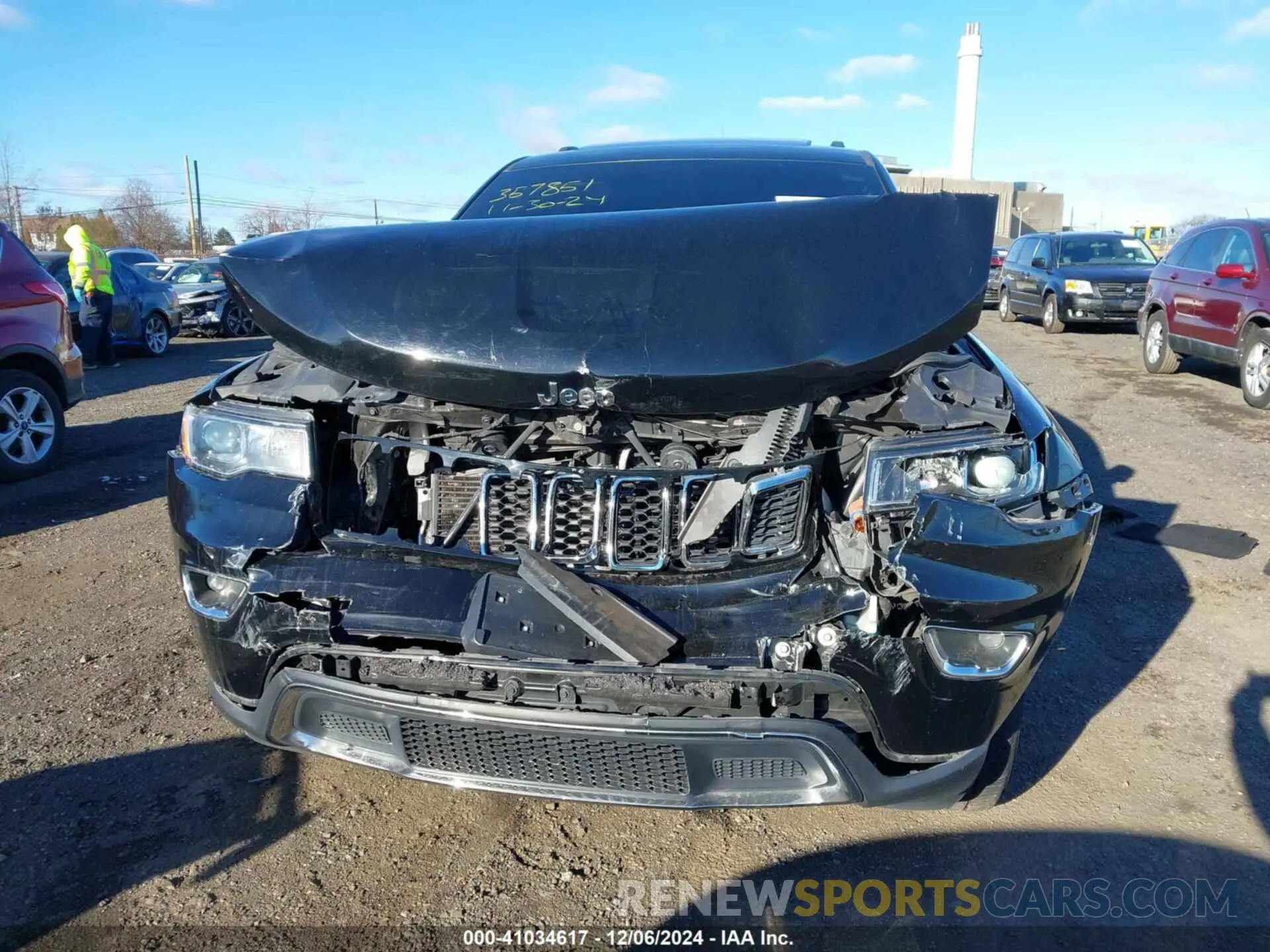 12 Photograph of a damaged car 1C4RJFBG0MC563846 JEEP GRAND CHEROKEE 2021
