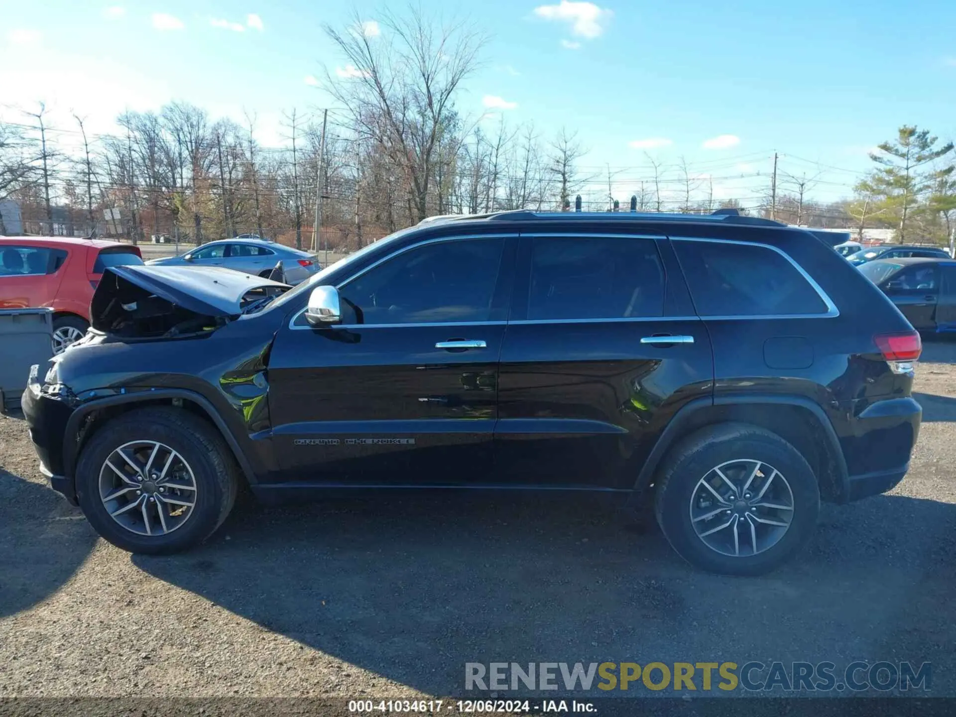 14 Photograph of a damaged car 1C4RJFBG0MC563846 JEEP GRAND CHEROKEE 2021