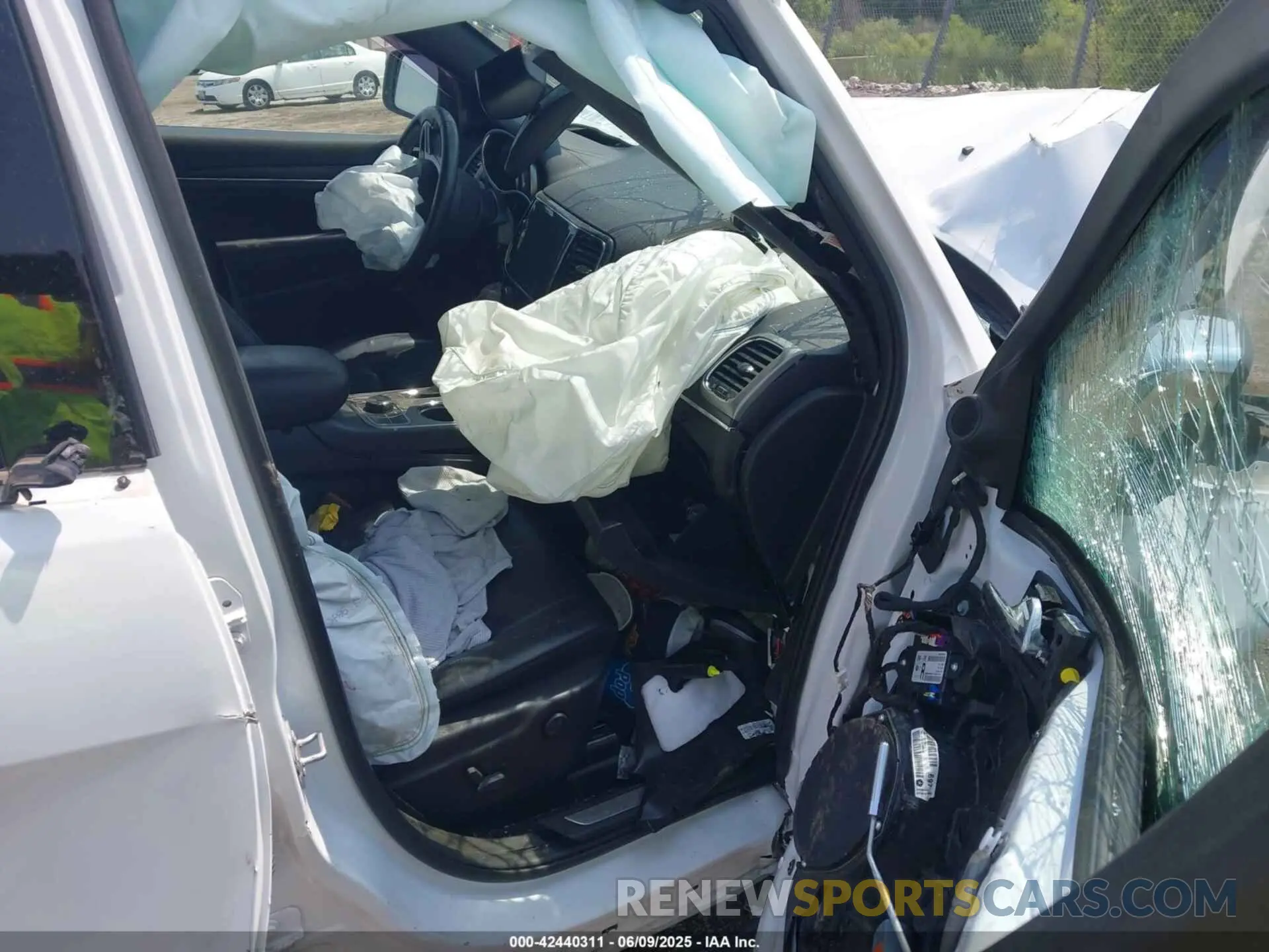 5 Фотография поврежденного автомобиля 1C4RJFBG0MC620224 JEEP GRAND CHEROKEE 2021
