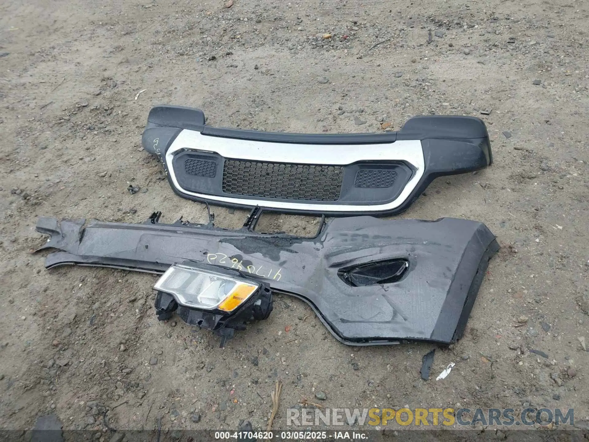 12 Фотография поврежденного автомобиля 1C4RJFBG2MC667268 JEEP GRAND CHEROKEE 2021