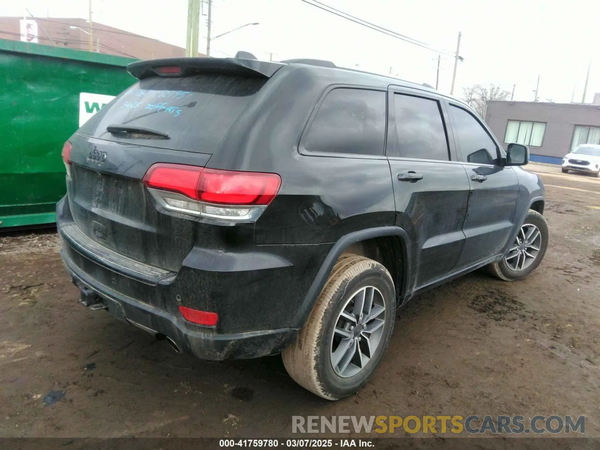 4 Photograph of a damaged car 1C4RJFBG2MC807951 JEEP GRAND CHEROKEE 2021