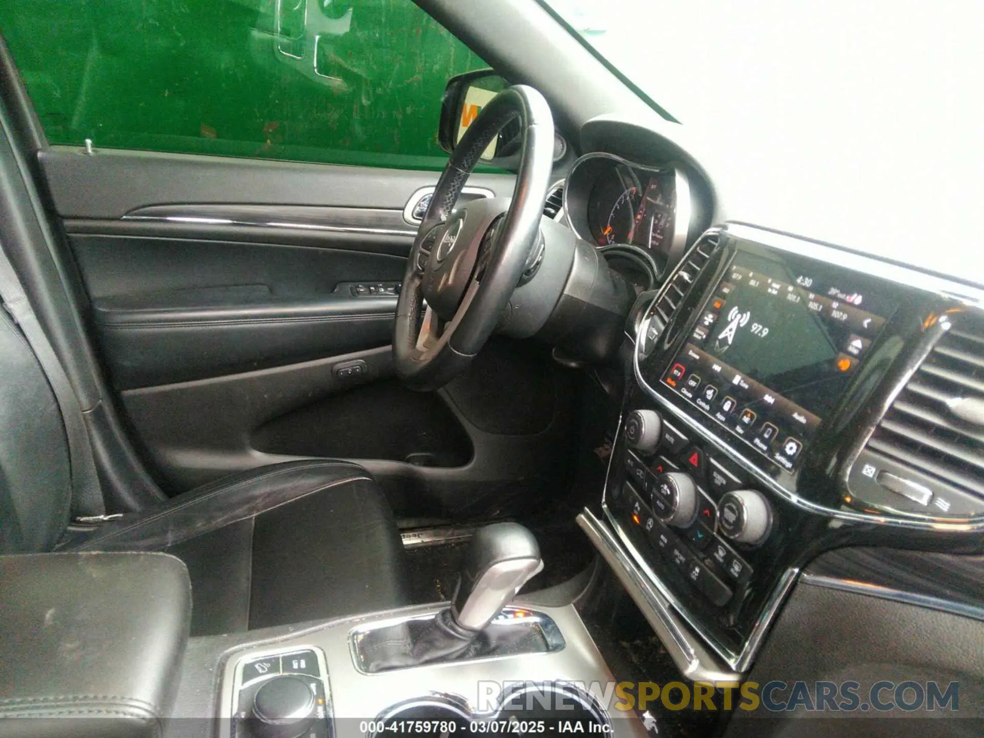 5 Photograph of a damaged car 1C4RJFBG2MC807951 JEEP GRAND CHEROKEE 2021