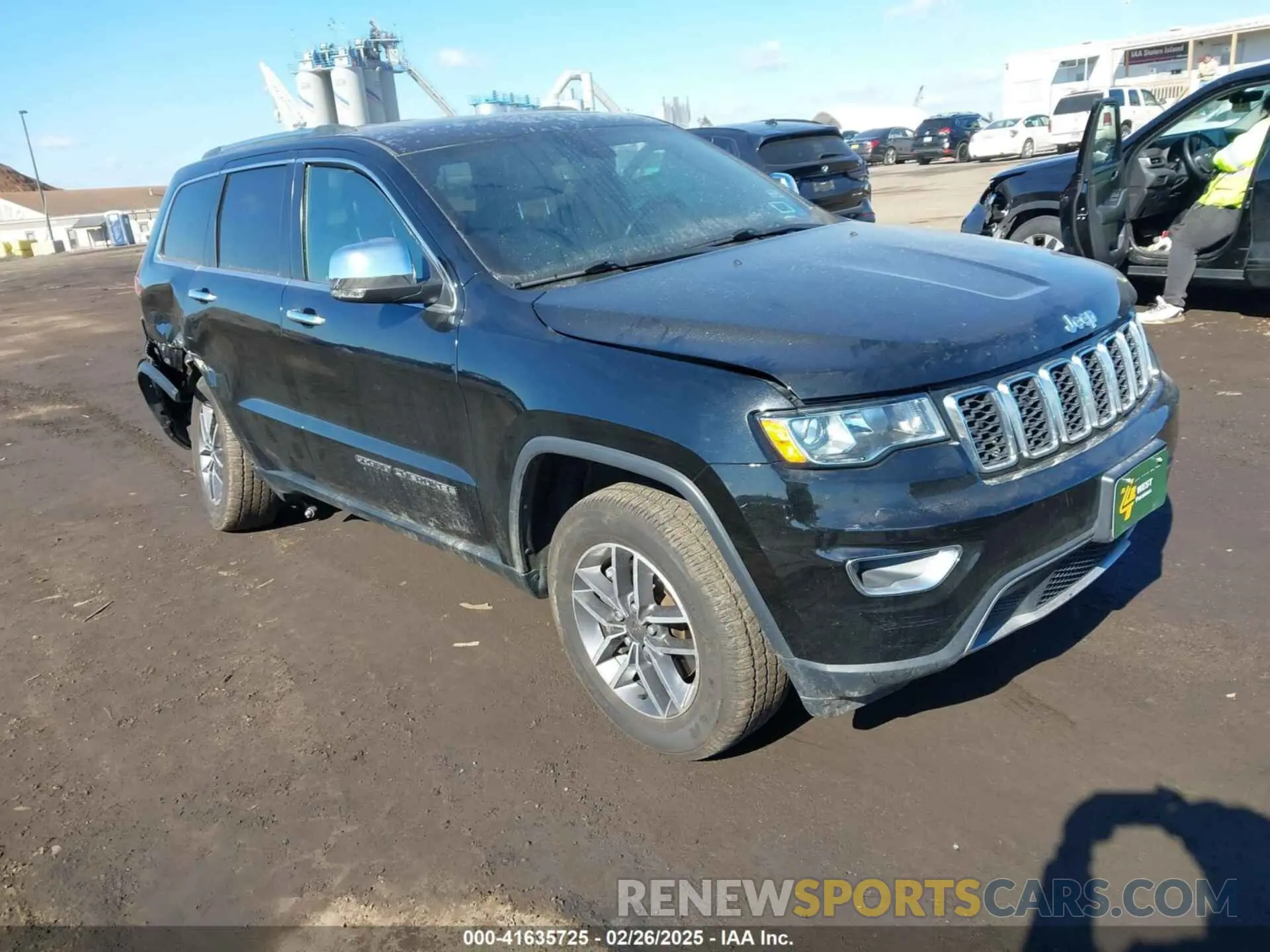 1 Photograph of a damaged car 1C4RJFBG4MC504136 JEEP GRAND CHEROKEE 2021