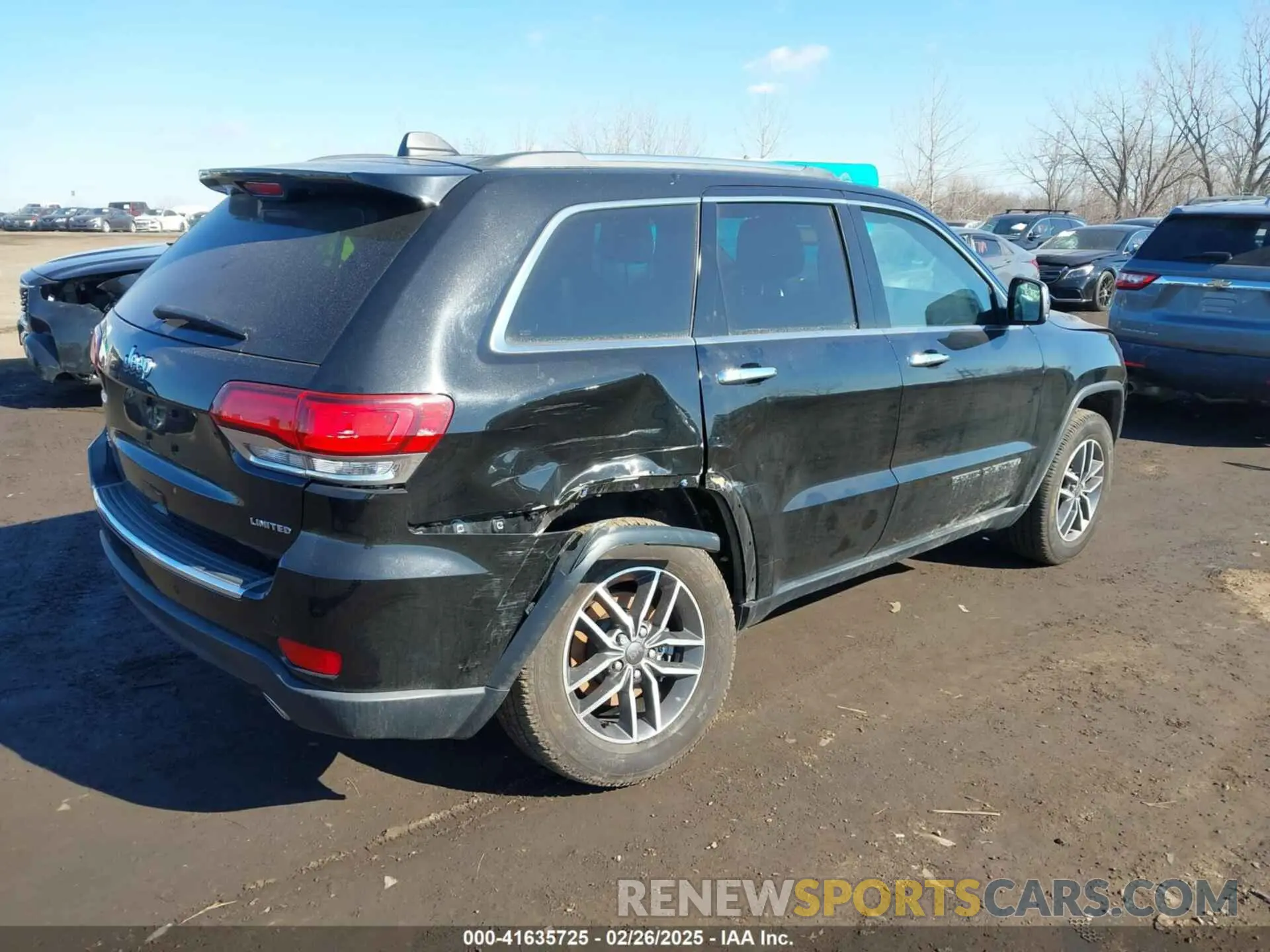 4 Photograph of a damaged car 1C4RJFBG4MC504136 JEEP GRAND CHEROKEE 2021