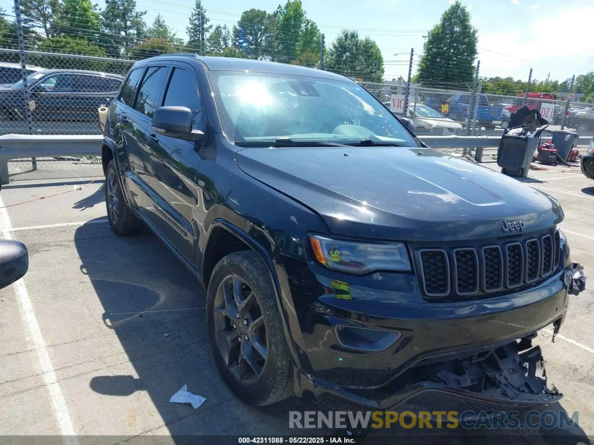 1 Фотография поврежденного автомобиля 1C4RJFBG4MC666557 JEEP GRAND CHEROKEE 2021