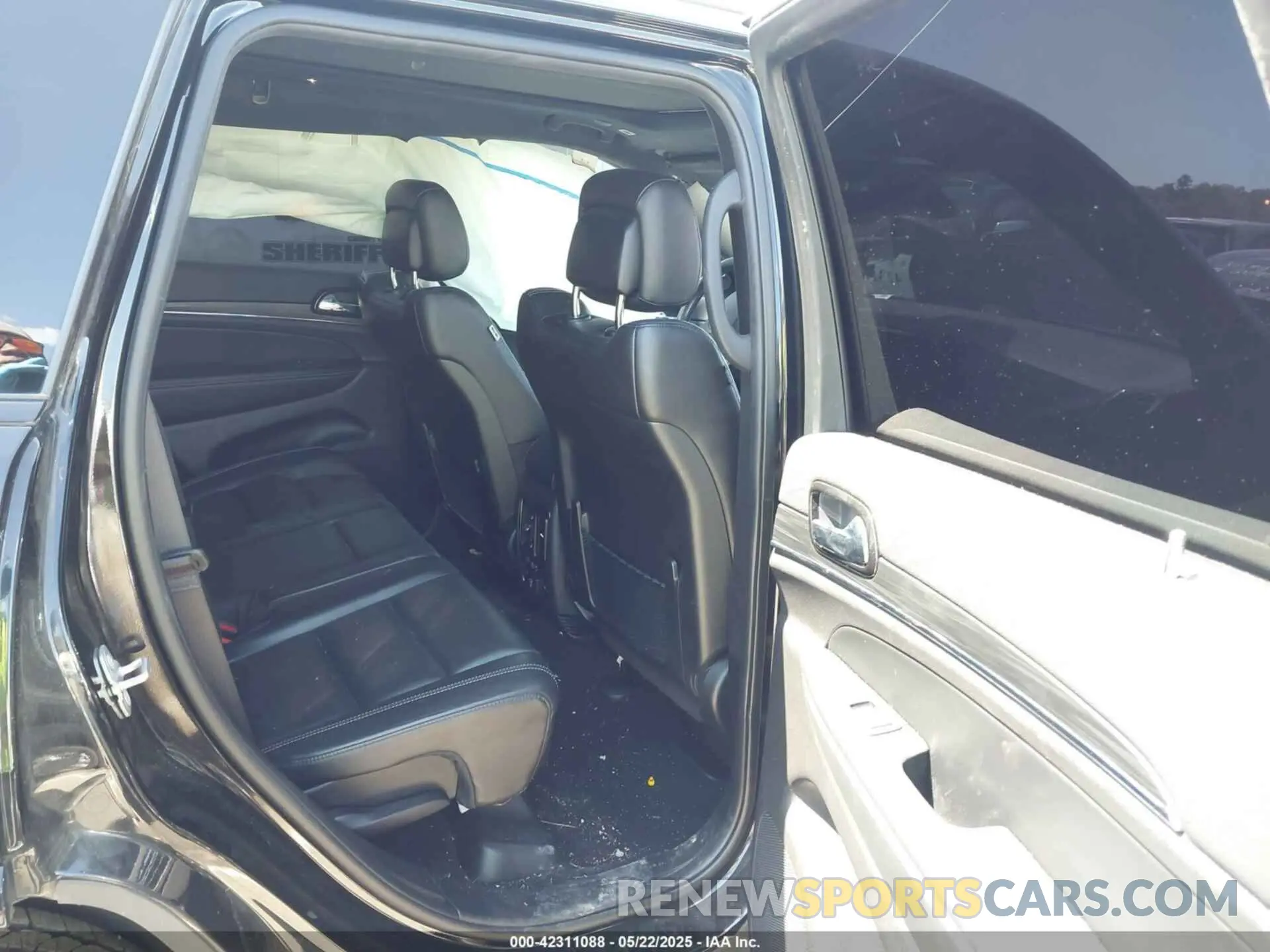 8 Фотография поврежденного автомобиля 1C4RJFBG4MC666557 JEEP GRAND CHEROKEE 2021