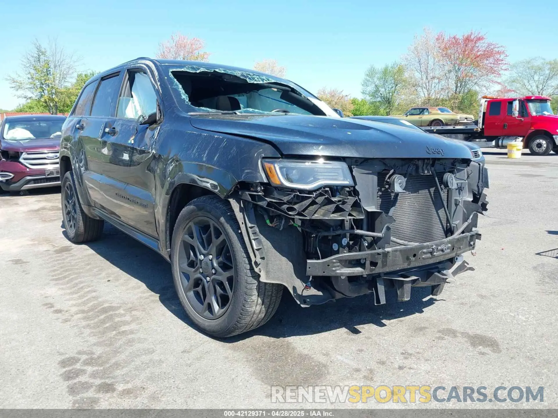 1 Photograph of a damaged car 1C4RJFBG5MC671721 JEEP GRAND CHEROKEE 2021