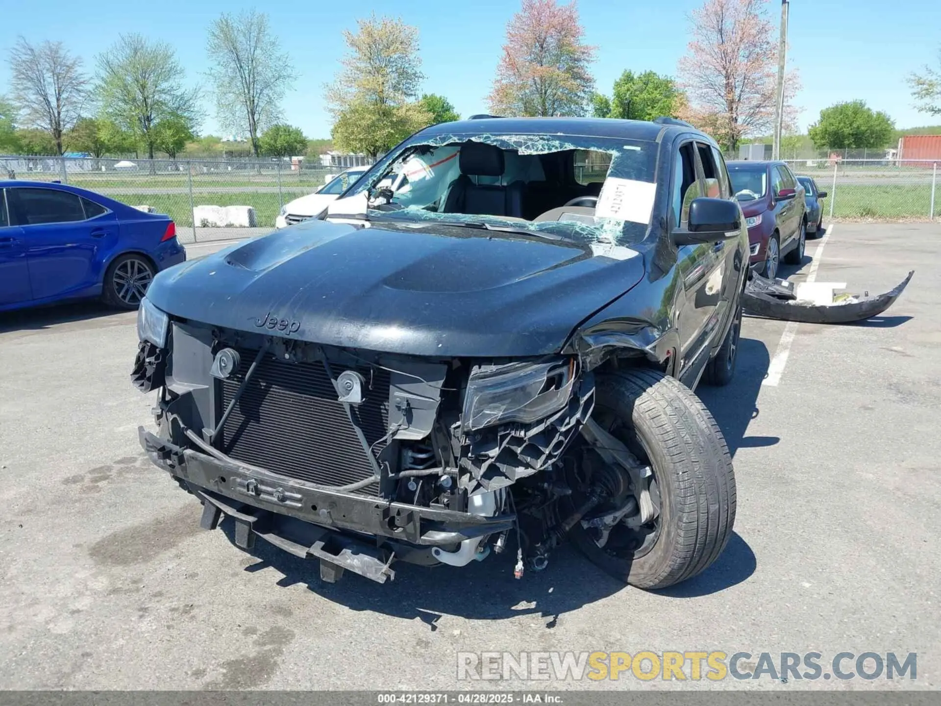6 Photograph of a damaged car 1C4RJFBG5MC671721 JEEP GRAND CHEROKEE 2021