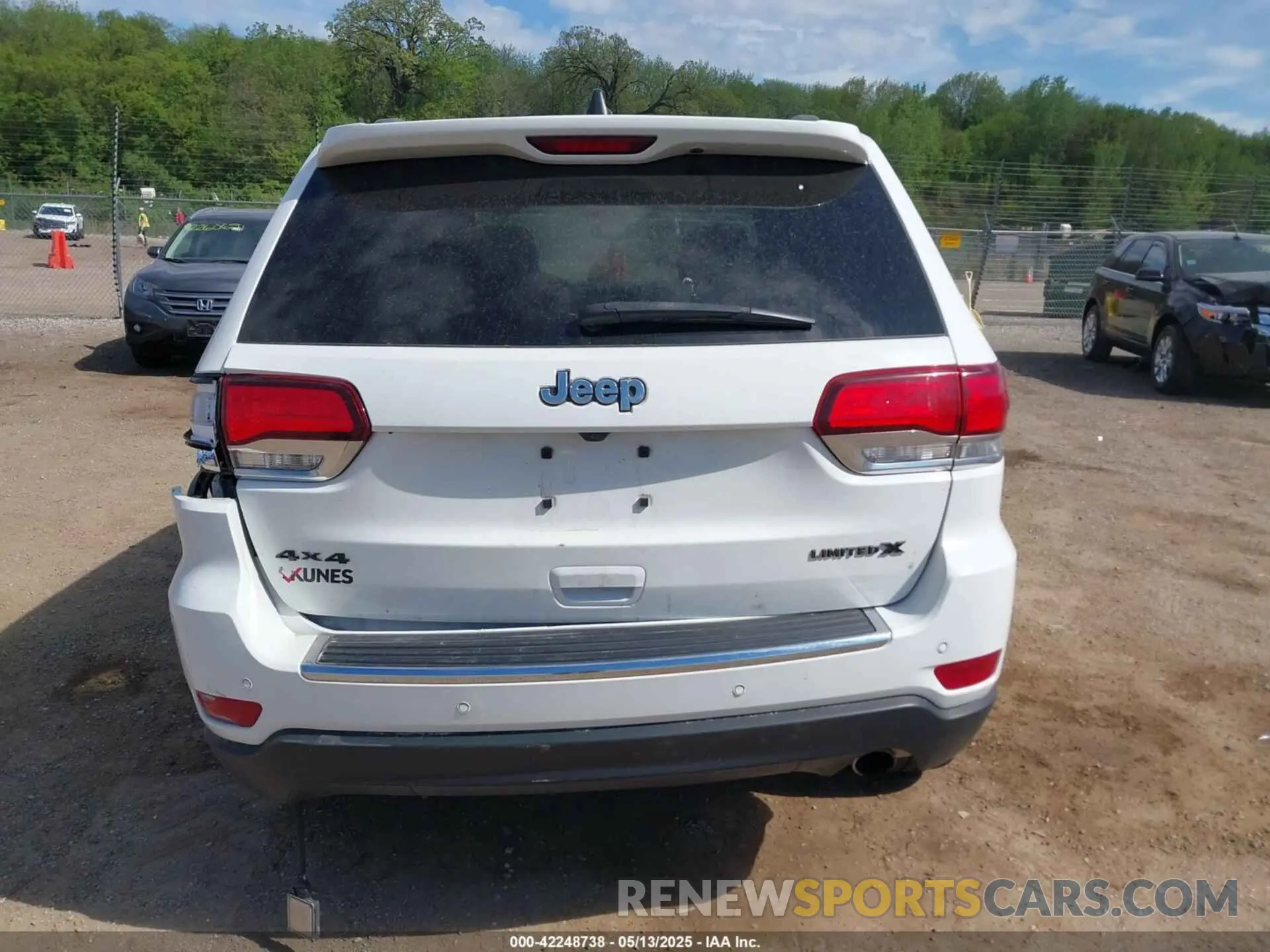 17 Фотография поврежденного автомобиля 1C4RJFBG5MC674182 JEEP GRAND CHEROKEE 2021