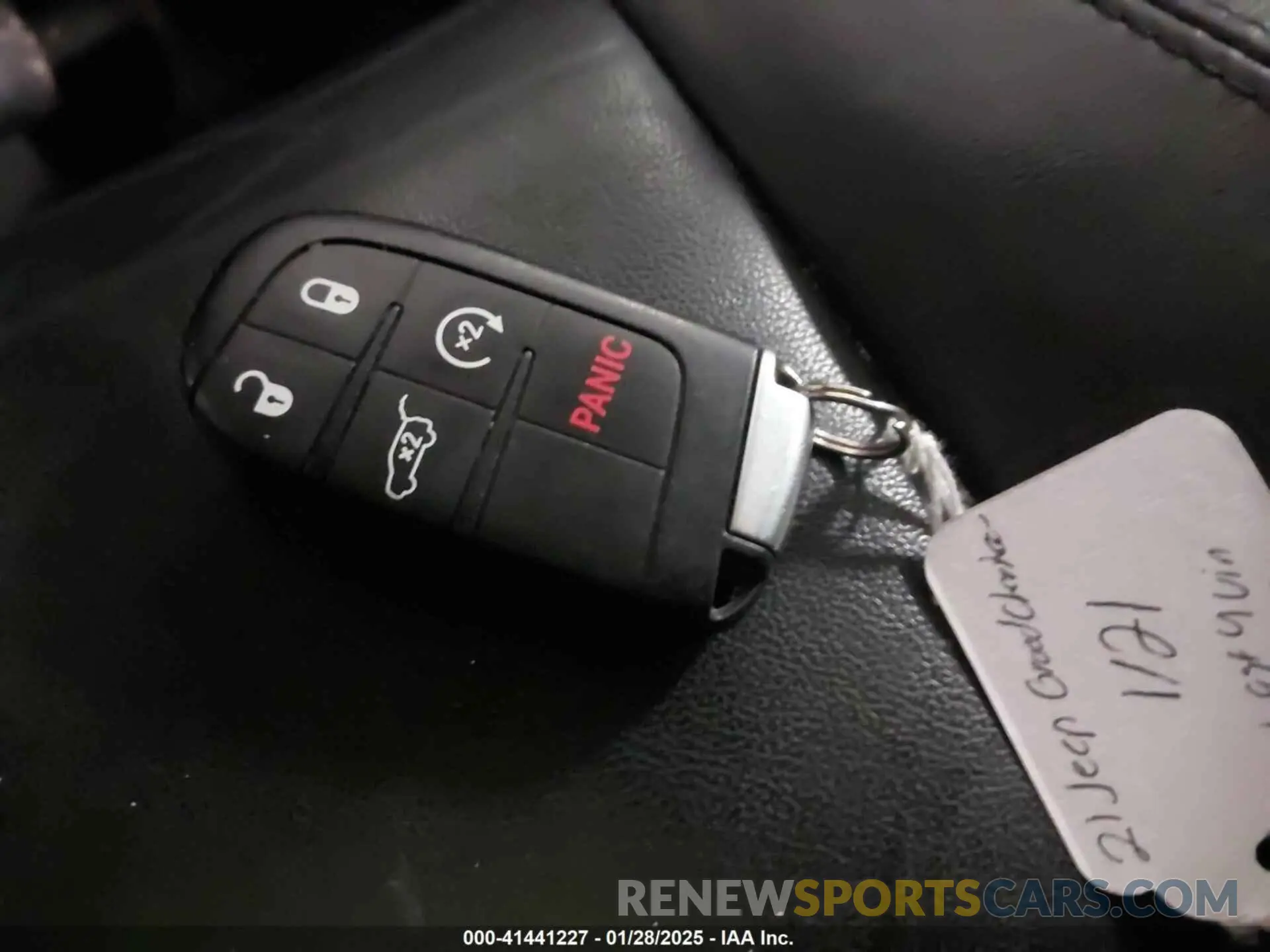 11 Фотография поврежденного автомобиля 1C4RJFBG7MC513588 JEEP GRAND CHEROKEE 2021
