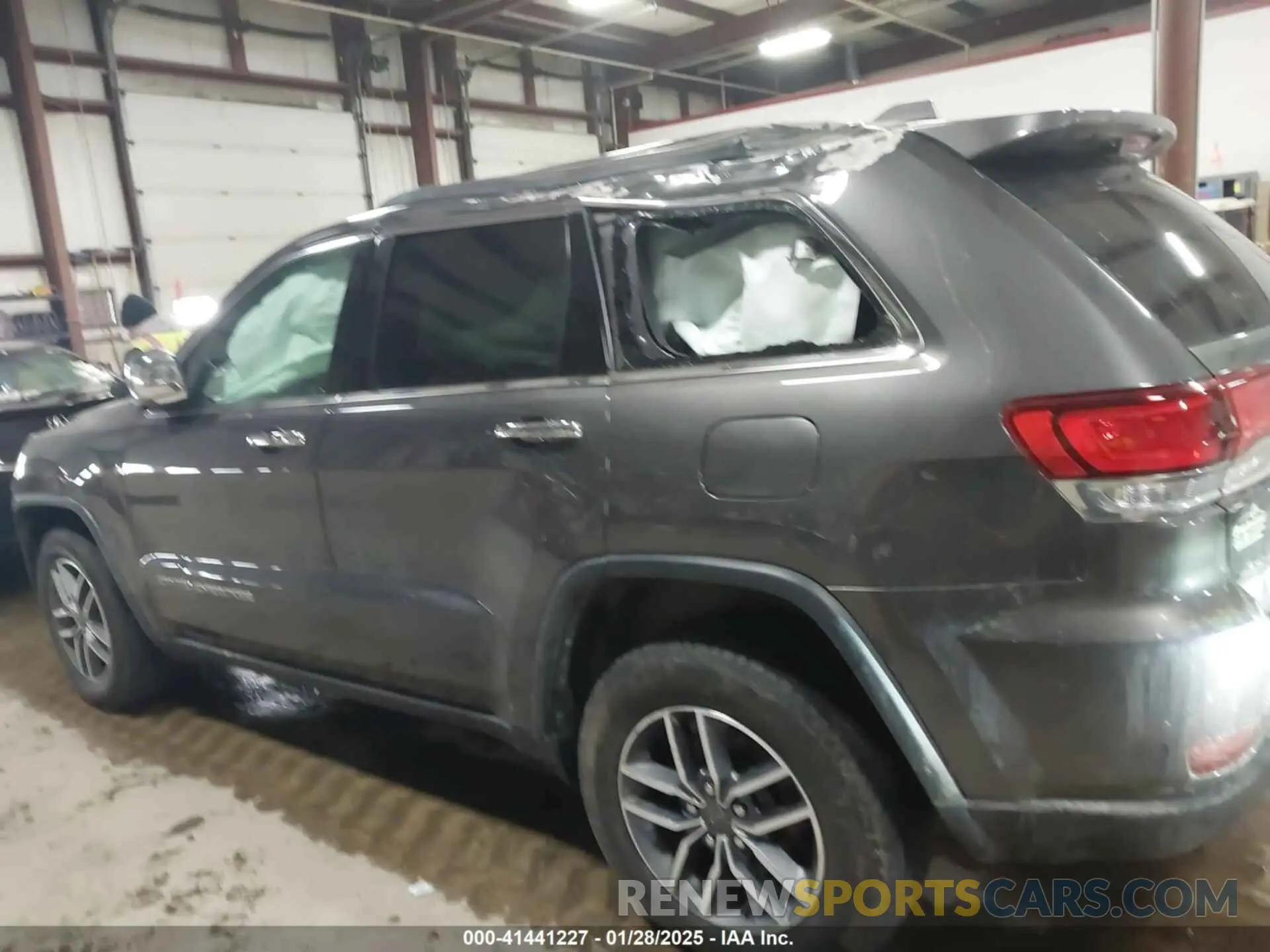 14 Фотография поврежденного автомобиля 1C4RJFBG7MC513588 JEEP GRAND CHEROKEE 2021