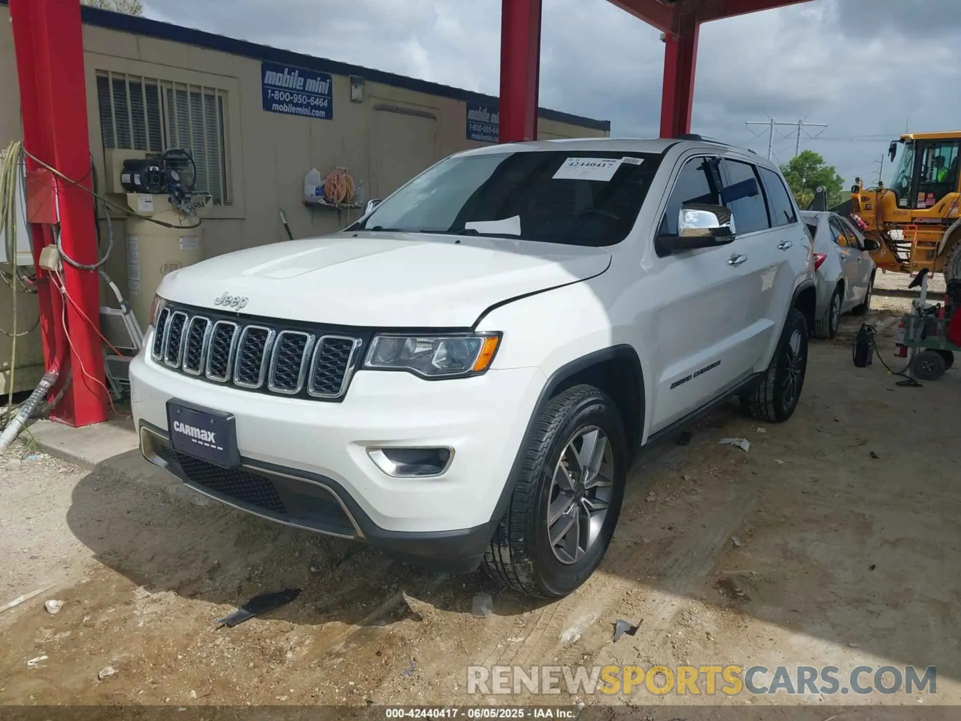 2 Photograph of a damaged car 1C4RJFBG7MC550687 JEEP GRAND CHEROKEE 2021