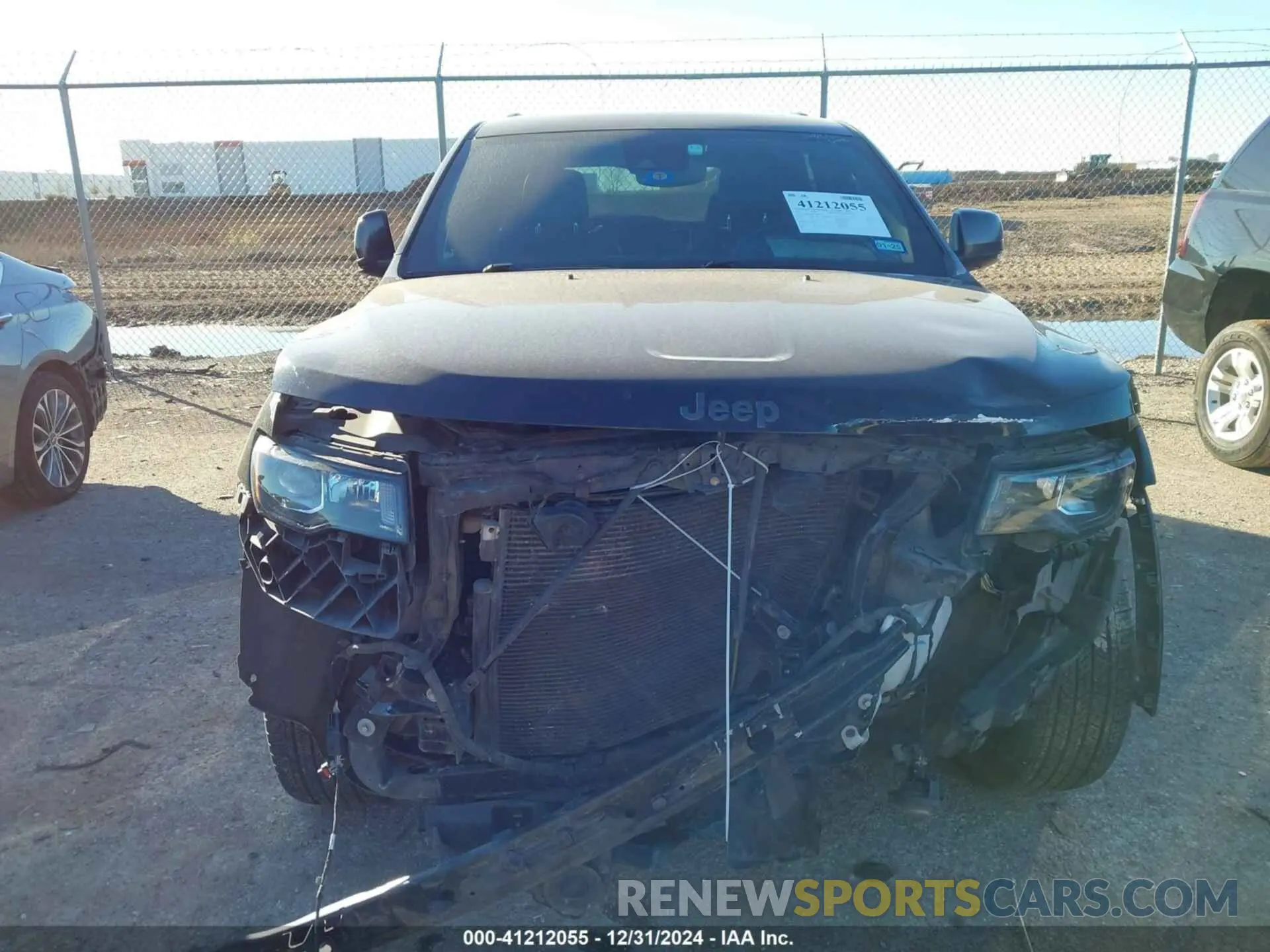12 Photograph of a damaged car 1C4RJFBG9MC527654 JEEP GRAND CHEROKEE 2021