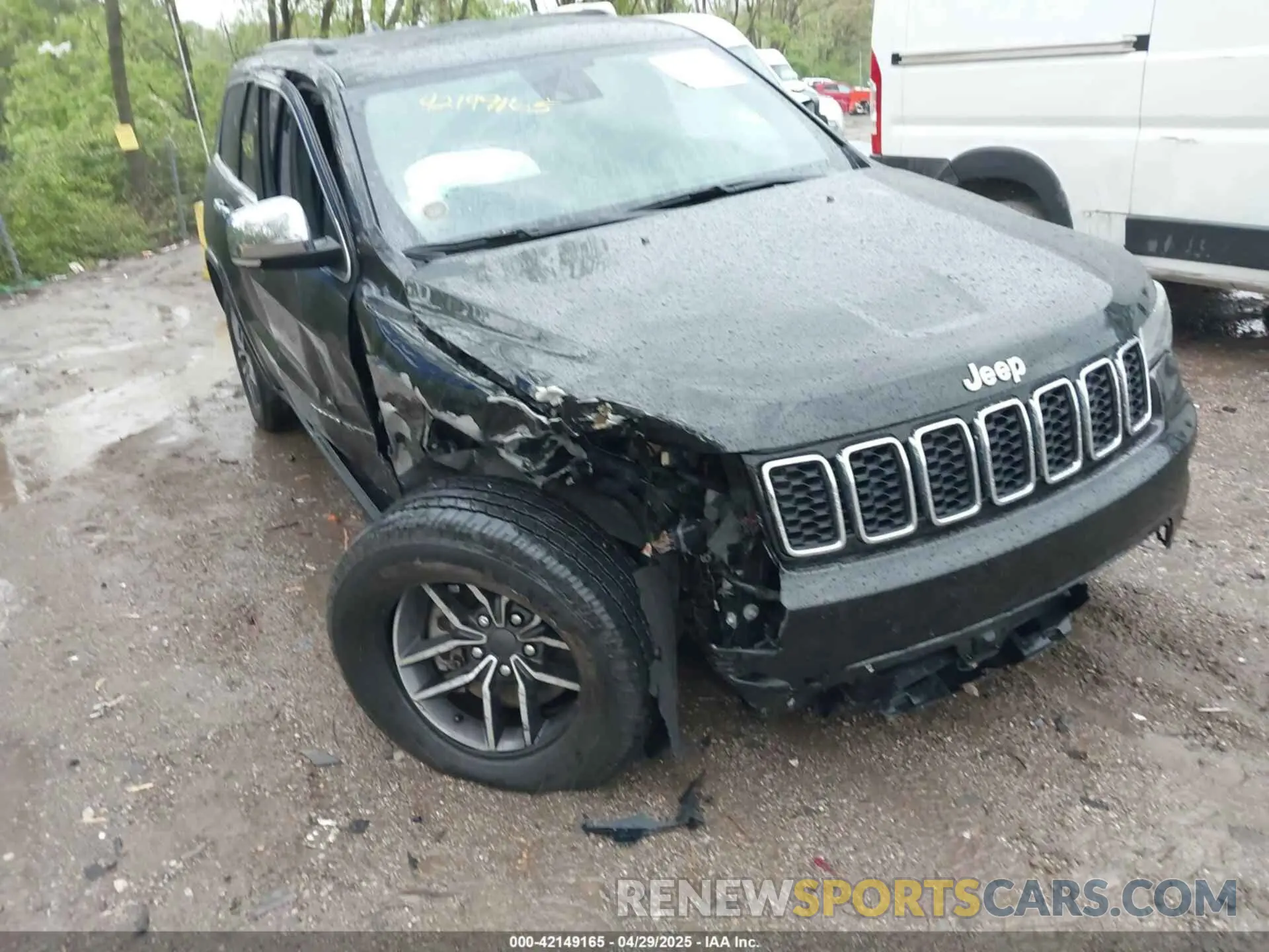 1 Photograph of a damaged car 1C4RJFBG9MC779517 JEEP GRAND CHEROKEE 2021