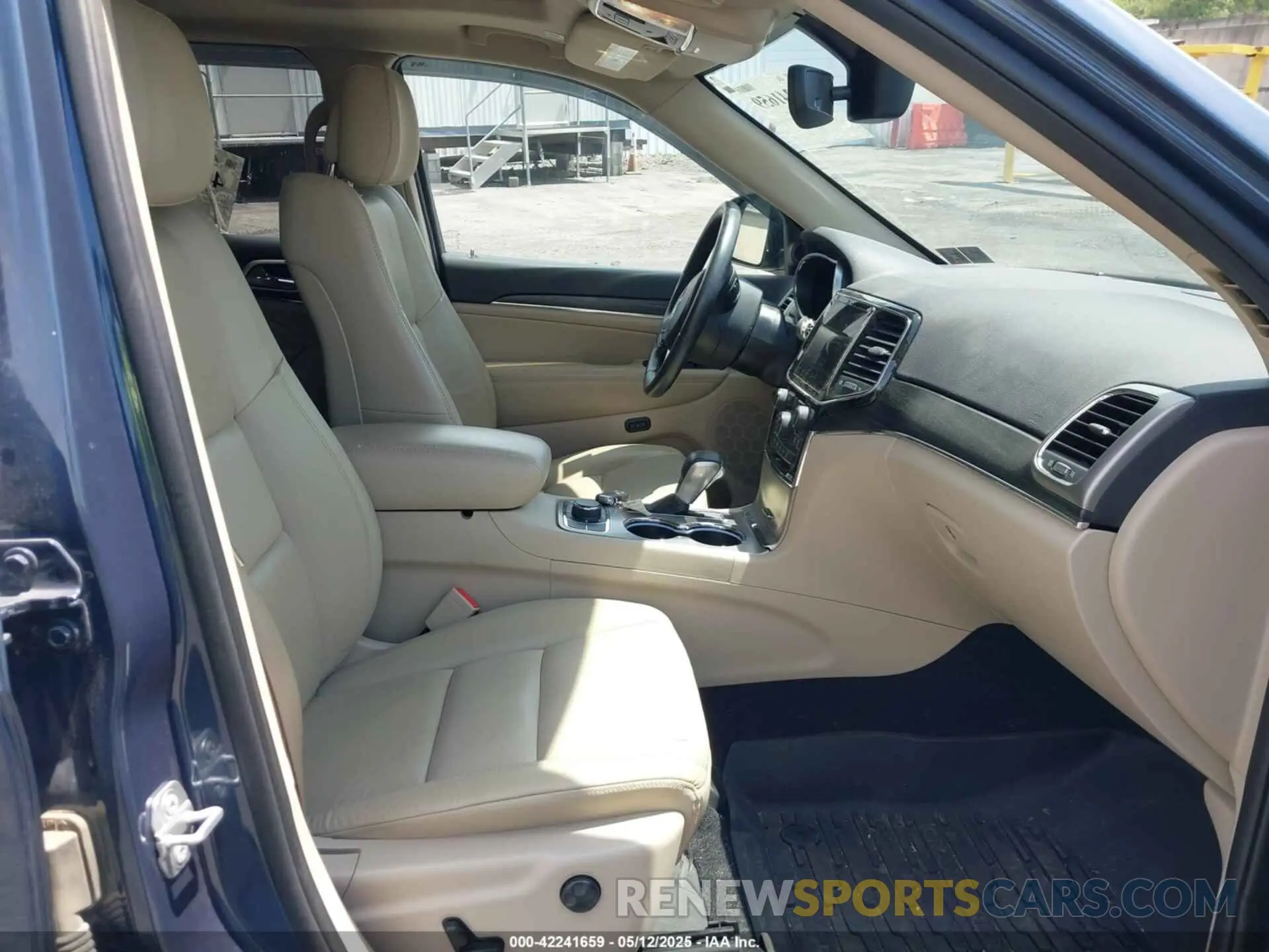 5 Фотография поврежденного автомобиля 1C4RJFBGXMC775539 JEEP GRAND CHEROKEE 2021