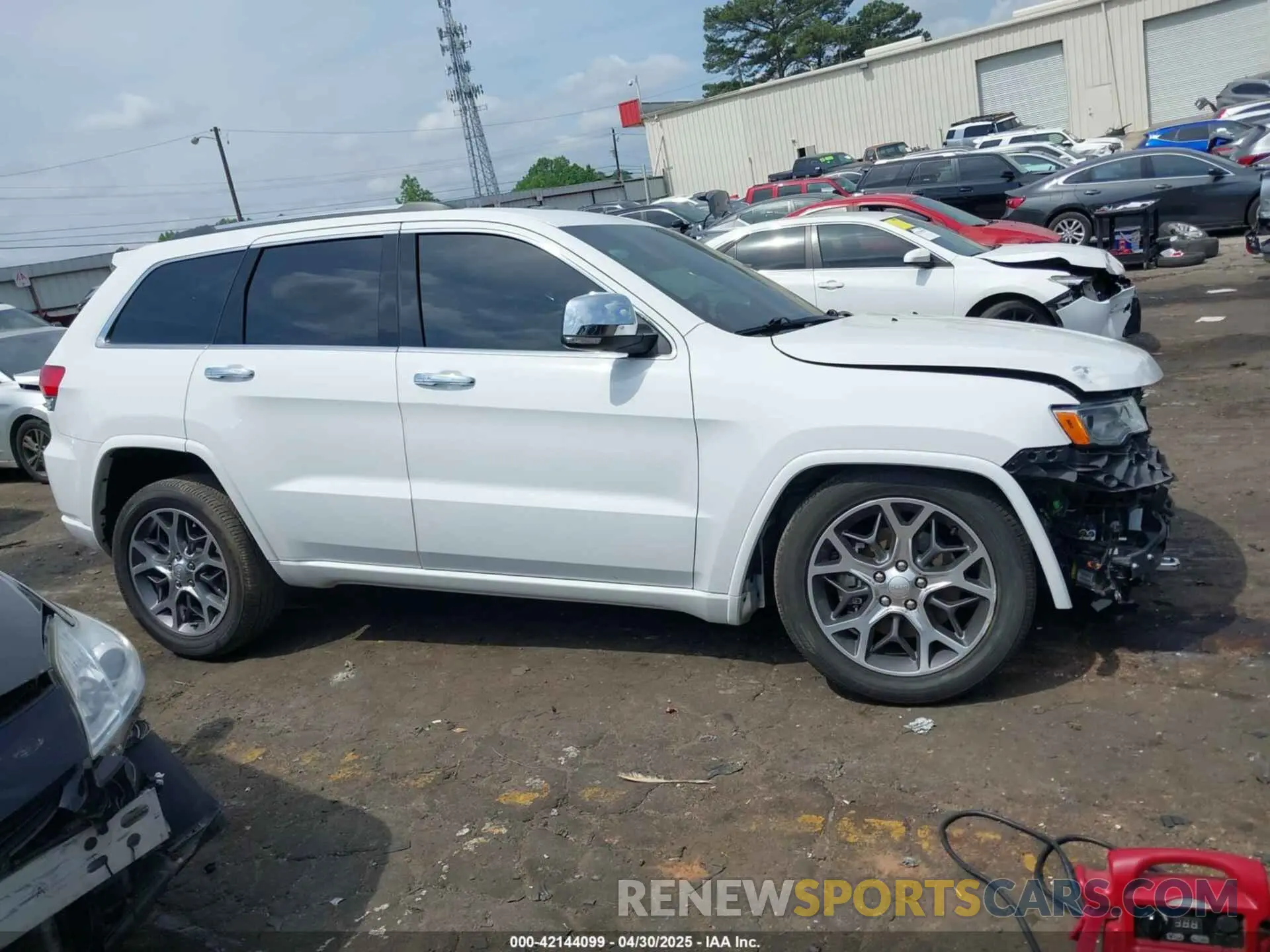 13 Фотография поврежденного автомобиля 1C4RJFCG0MC607195 JEEP GRAND CHEROKEE 2021
