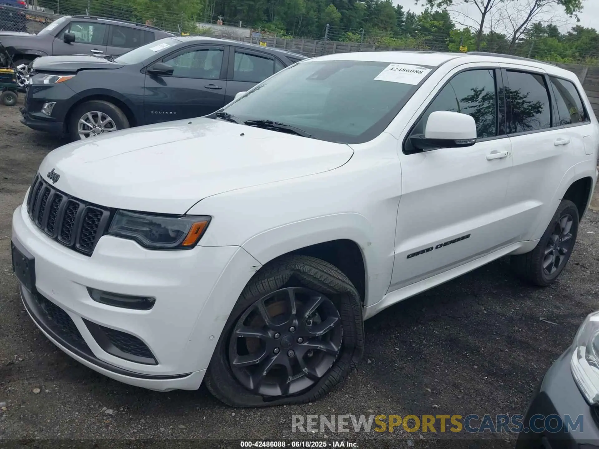 2 Photograph of a damaged car 1C4RJFCG0MC729006 JEEP GRAND CHEROKEE 2021