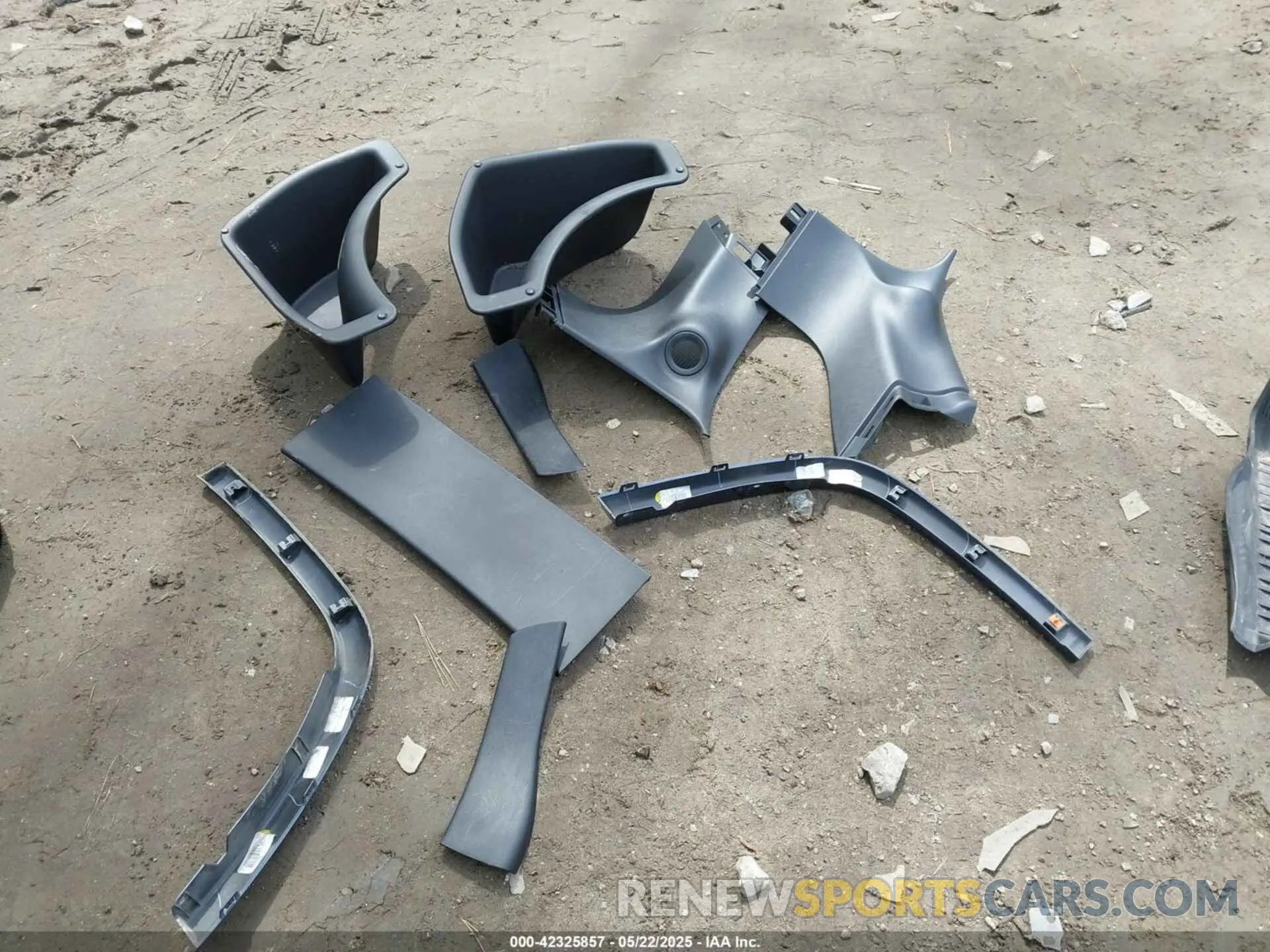 12 Фотография поврежденного автомобиля 1C4RJFCG3MC595186 JEEP GRAND CHEROKEE 2021