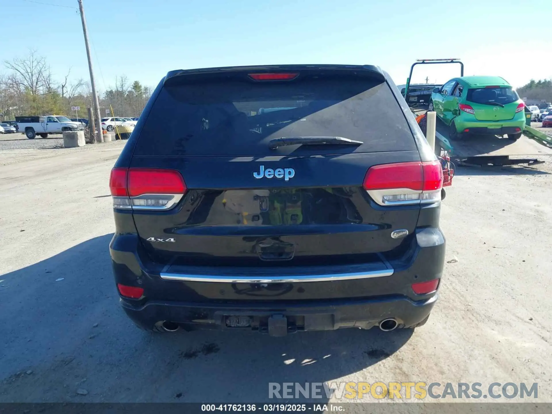 16 Photograph of a damaged car 1C4RJFCG4MC620581 JEEP GRAND CHEROKEE 2021