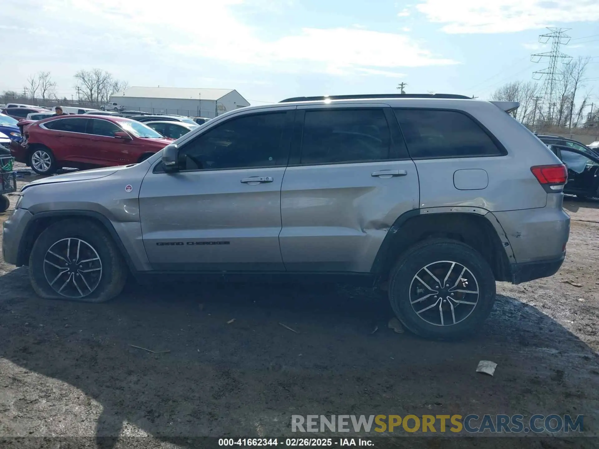 15 Photograph of a damaged car 1C4RJFLG6MC683973 JEEP GRAND CHEROKEE 2021