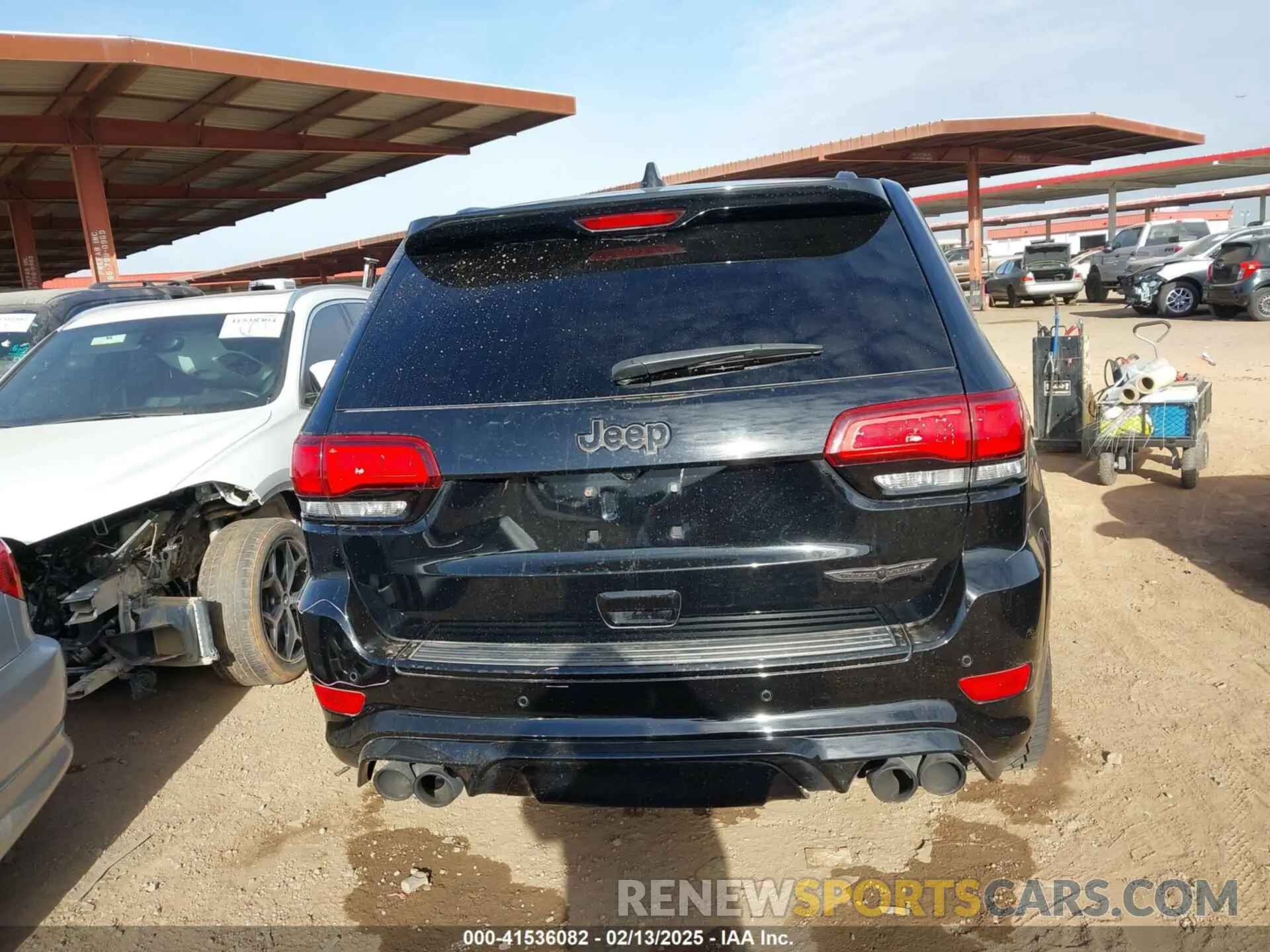 16 Photograph of a damaged car 1C4RJFN9XMC758253 JEEP GRAND CHEROKEE 2021