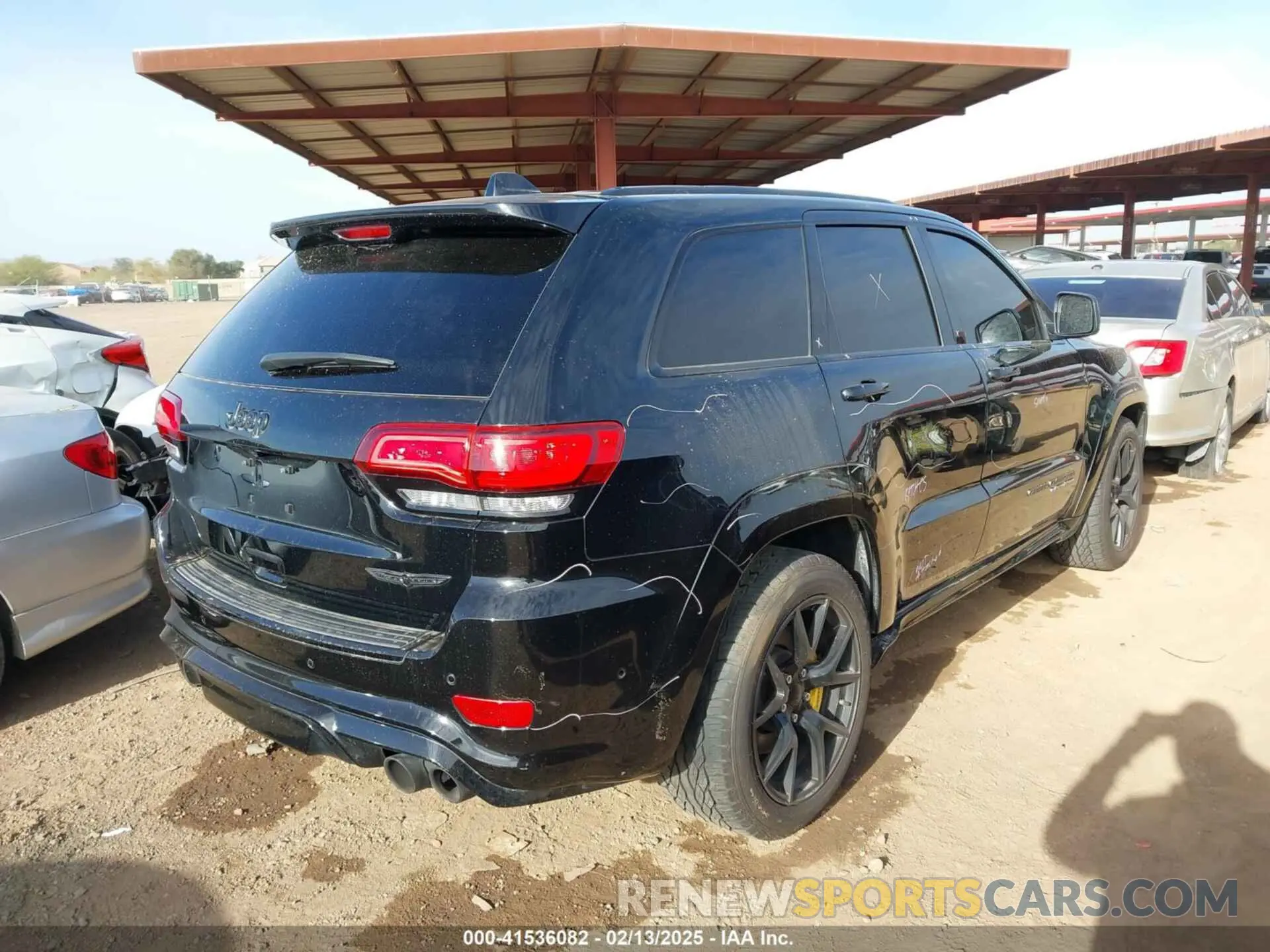 4 Photograph of a damaged car 1C4RJFN9XMC758253 JEEP GRAND CHEROKEE 2021