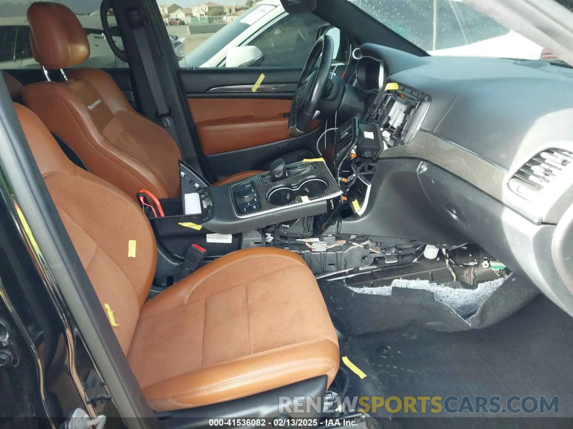 5 Photograph of a damaged car 1C4RJFN9XMC758253 JEEP GRAND CHEROKEE 2021