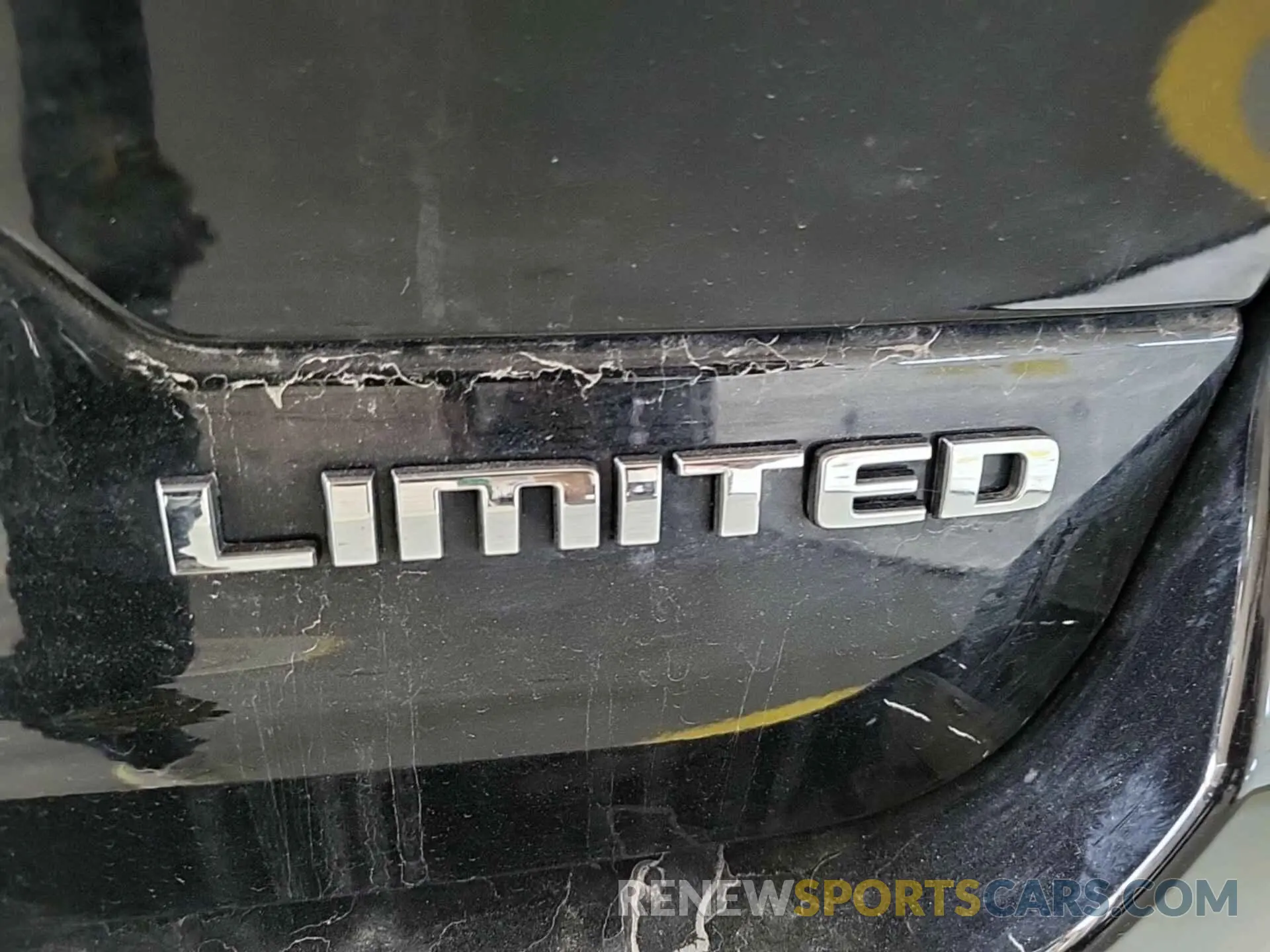 1 Photograph of a damaged car 1C4RJHBG8N8550780 JEEP GRAND CHEROKEE 2022