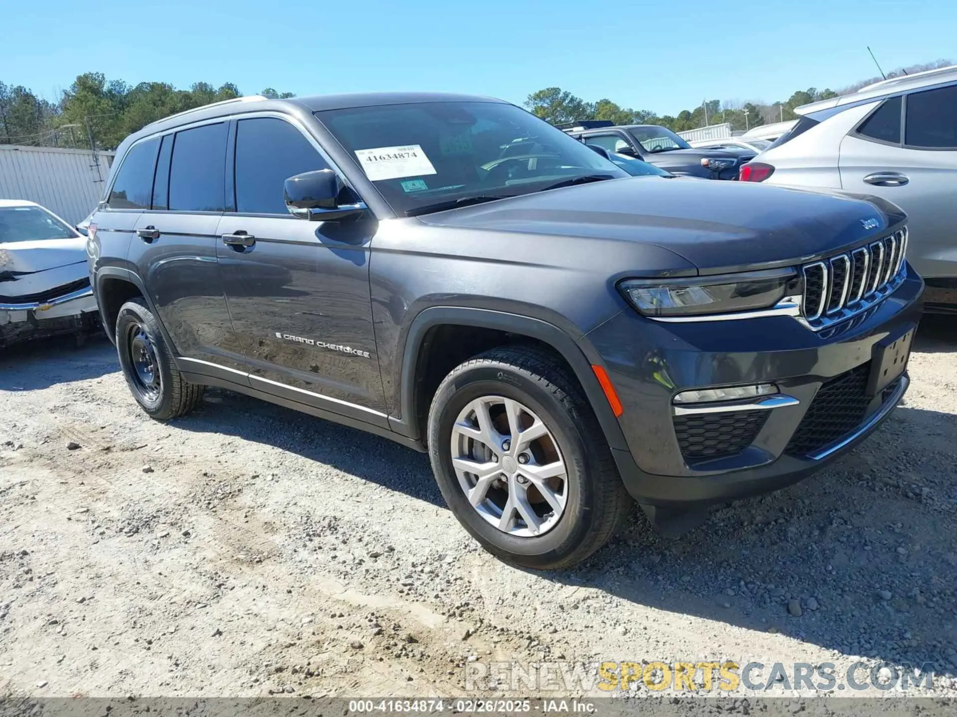 1 Photograph of a damaged car 1C4RJHBG8N8557826 JEEP GRAND CHEROKEE 2022