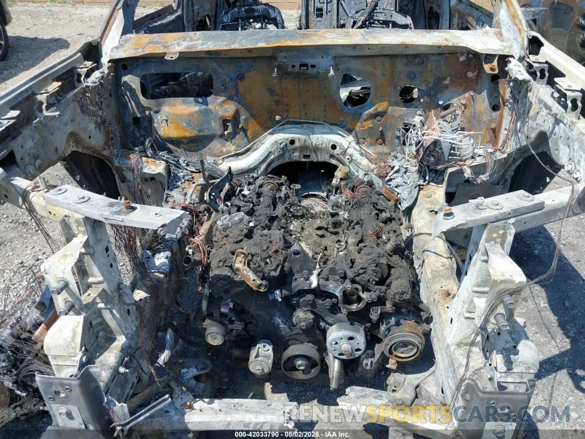 10 Photograph of a damaged car 1C4RJHBG9N8594125 JEEP GRAND CHEROKEE 2022
