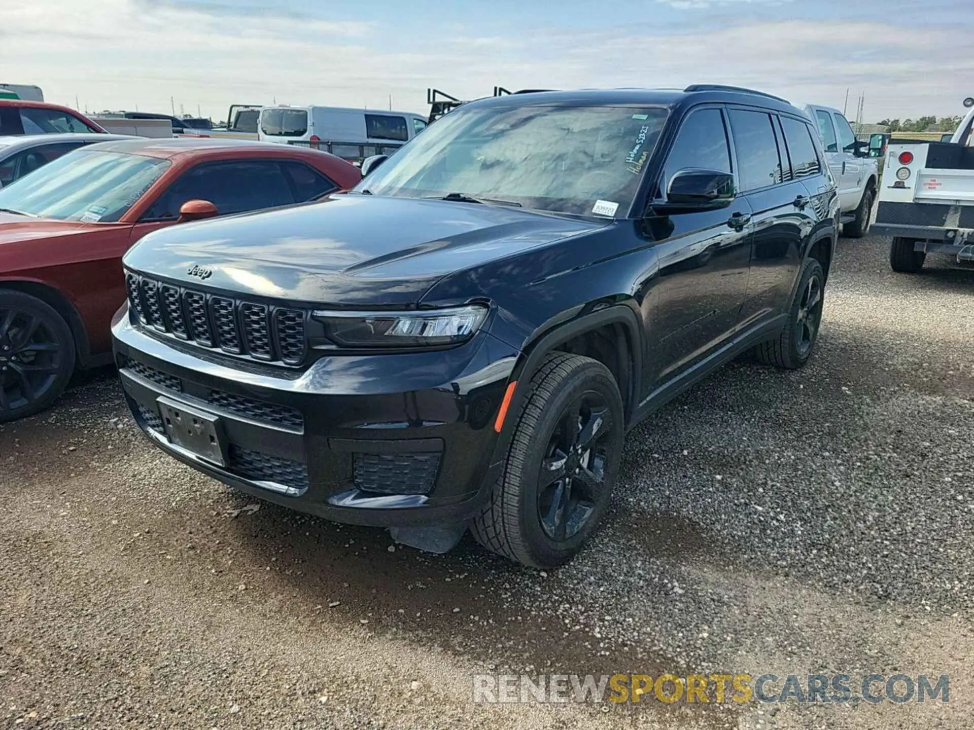 4 Photograph of a damaged car 1C4RJKAG5N8554168 JEEP GRAND CHEROKEE 2022