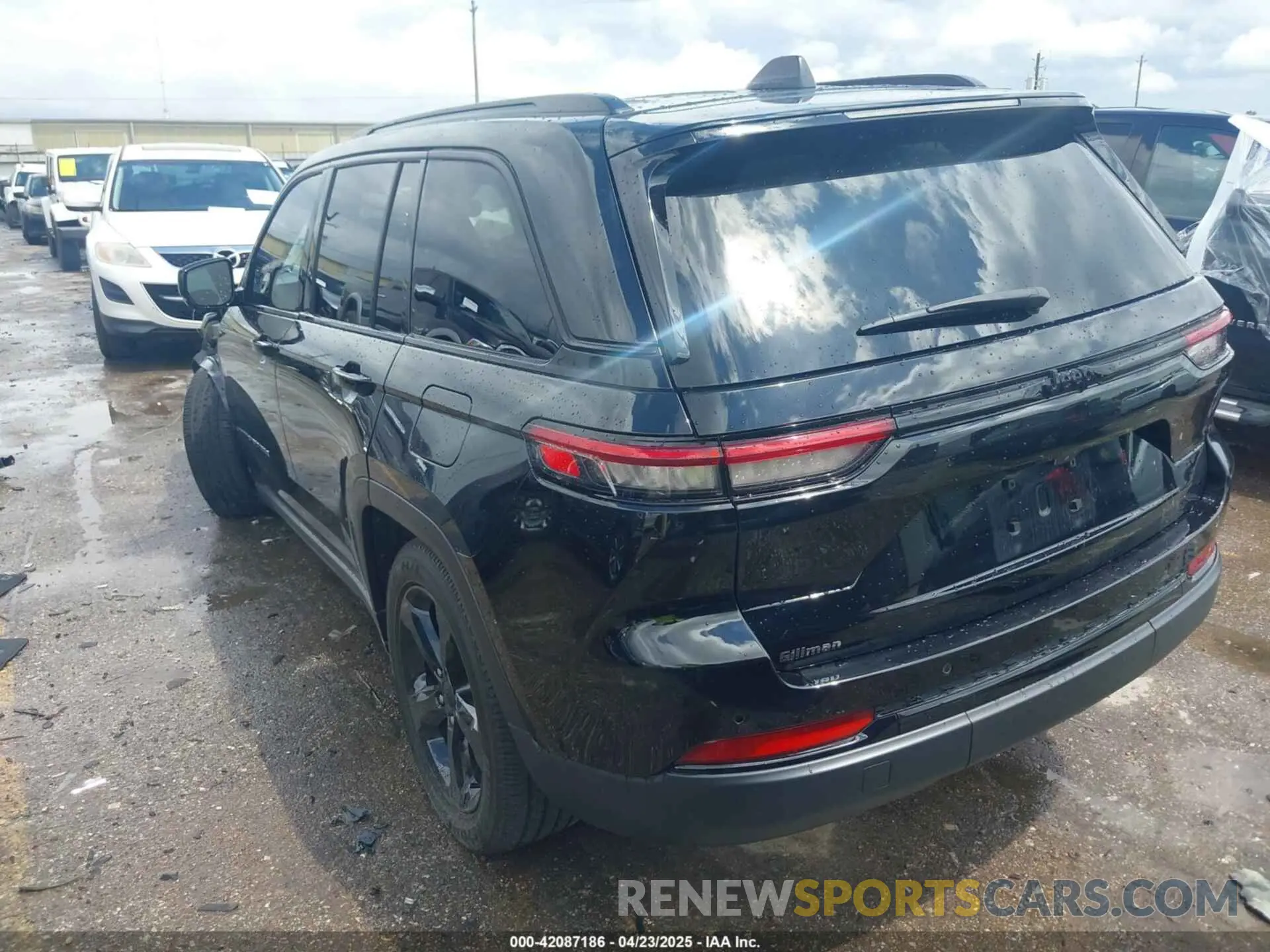 3 Photograph of a damaged car 1C4RJGAG5PC648354 JEEP GRAND CHEROKEE 2023