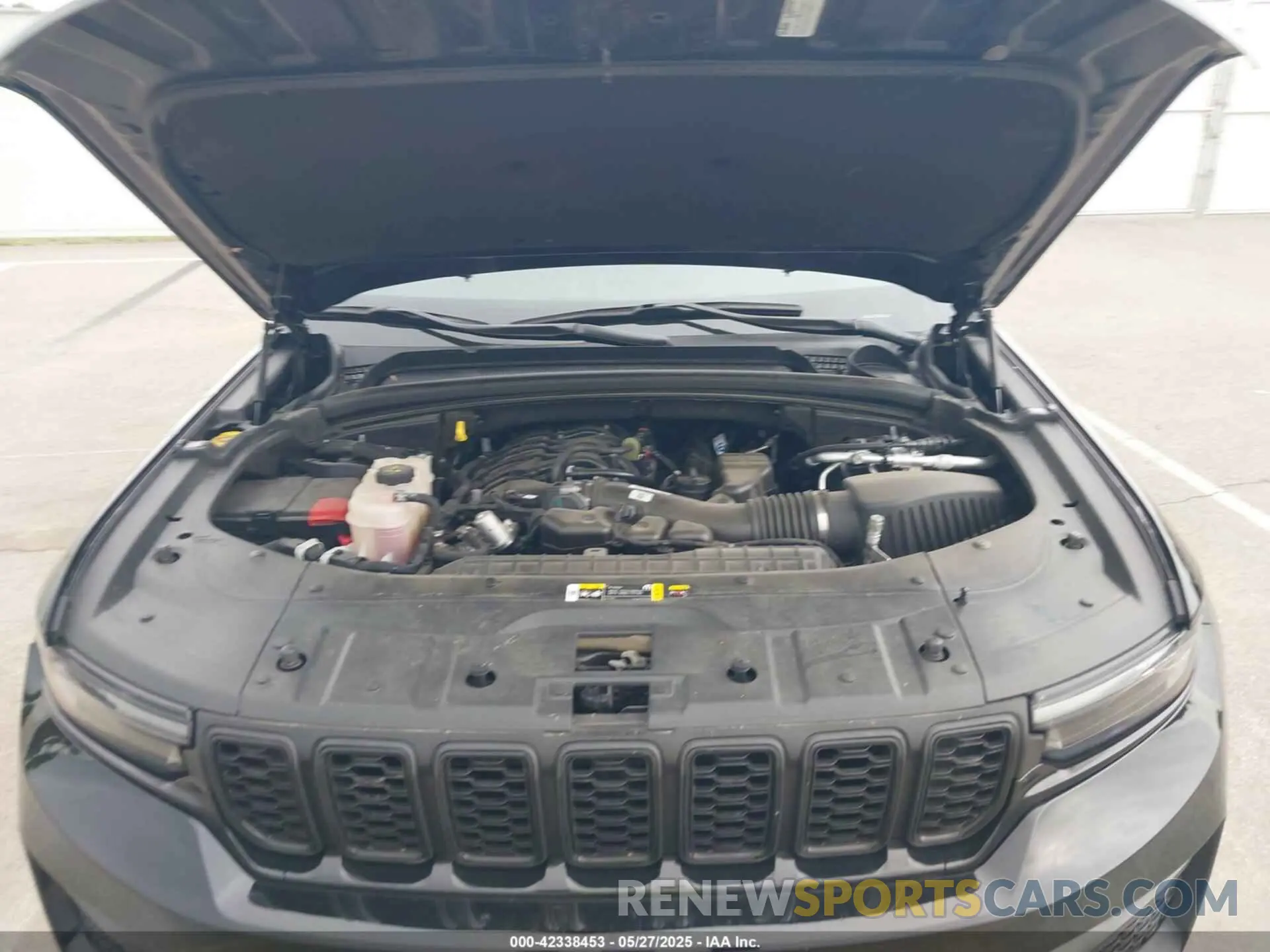 10 Фотография поврежденного автомобиля 1C4RJGAG8PC648073 JEEP GRAND CHEROKEE 2023